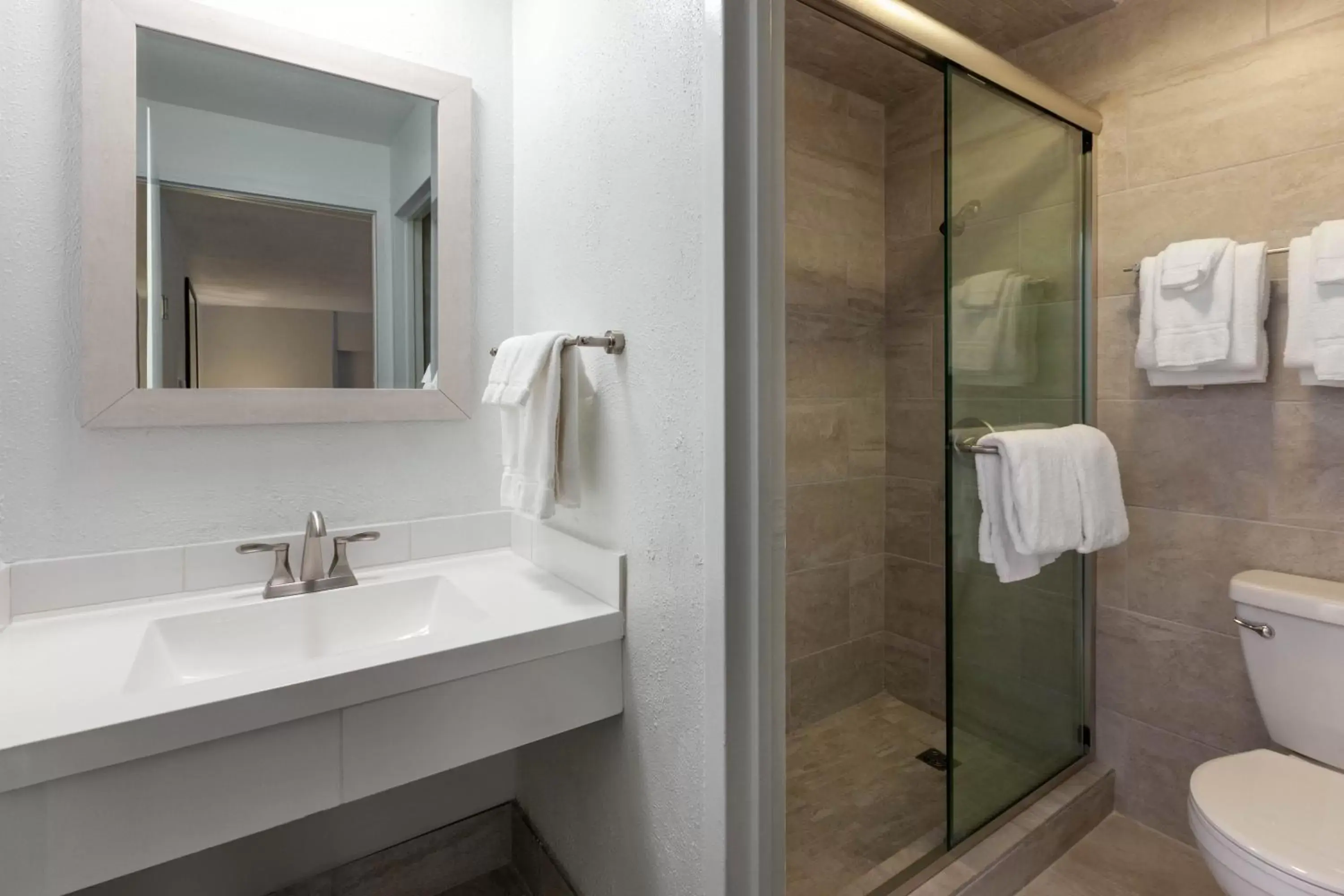 Shower, Bathroom in Pine Mountain Resort