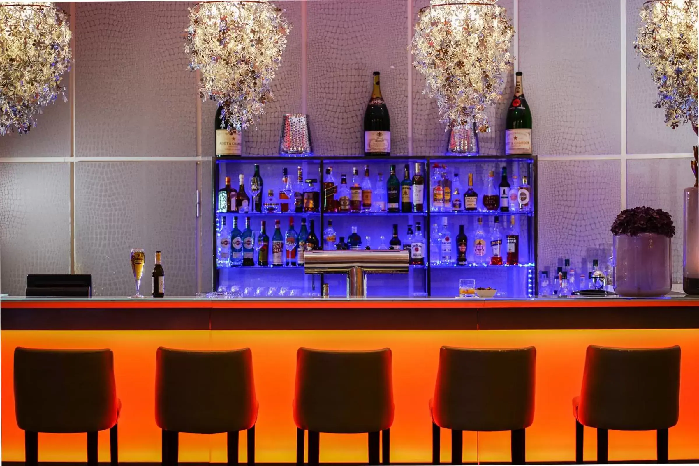 Lounge or bar, Lounge/Bar in Leonardo Royal Hotel Mannheim