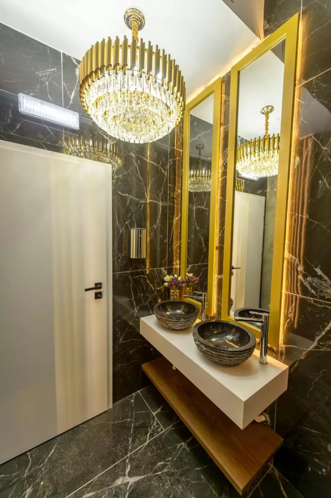 Bathroom in Elexus Predeal