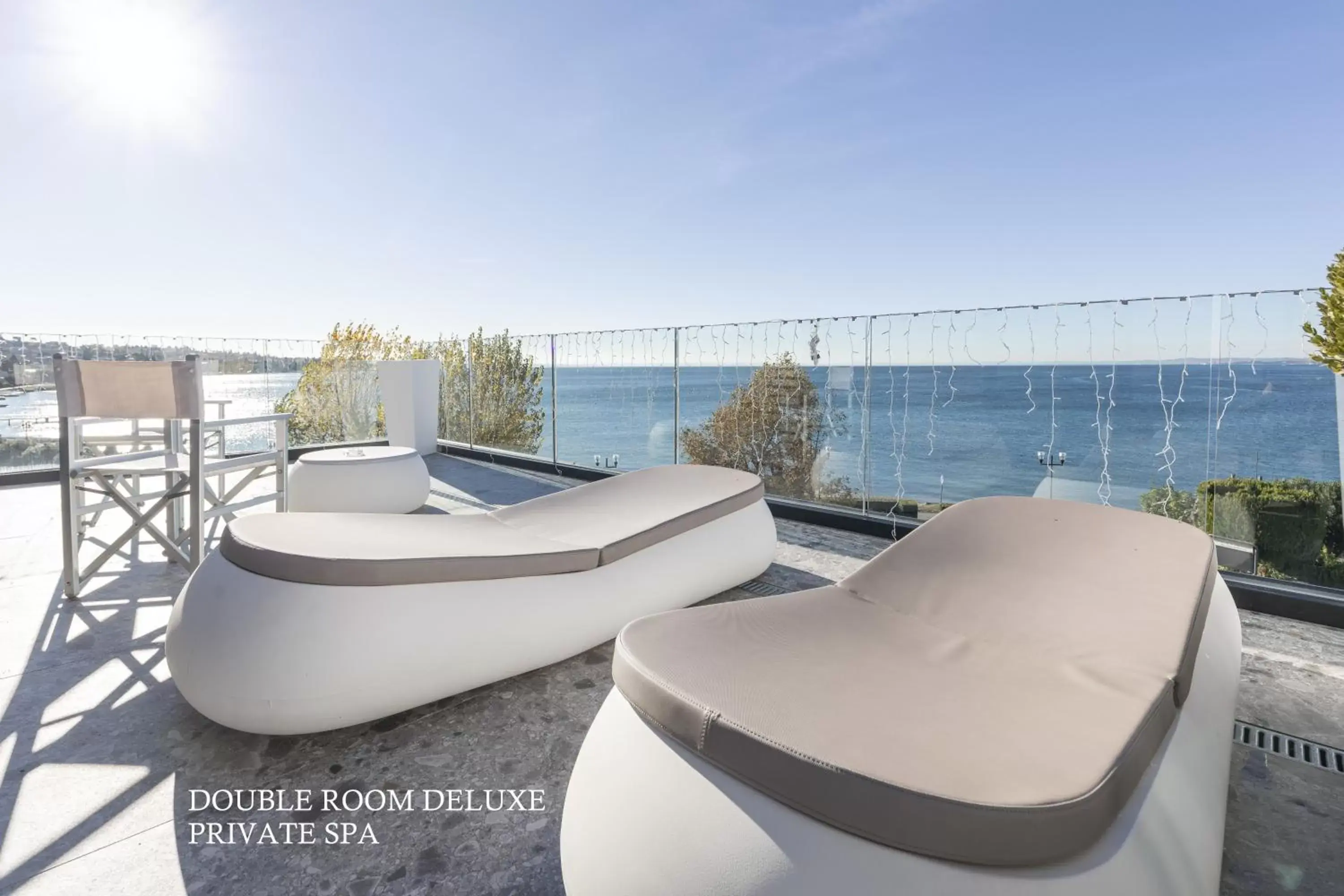 Balcony/Terrace in MaisonMe Boutique Hotel