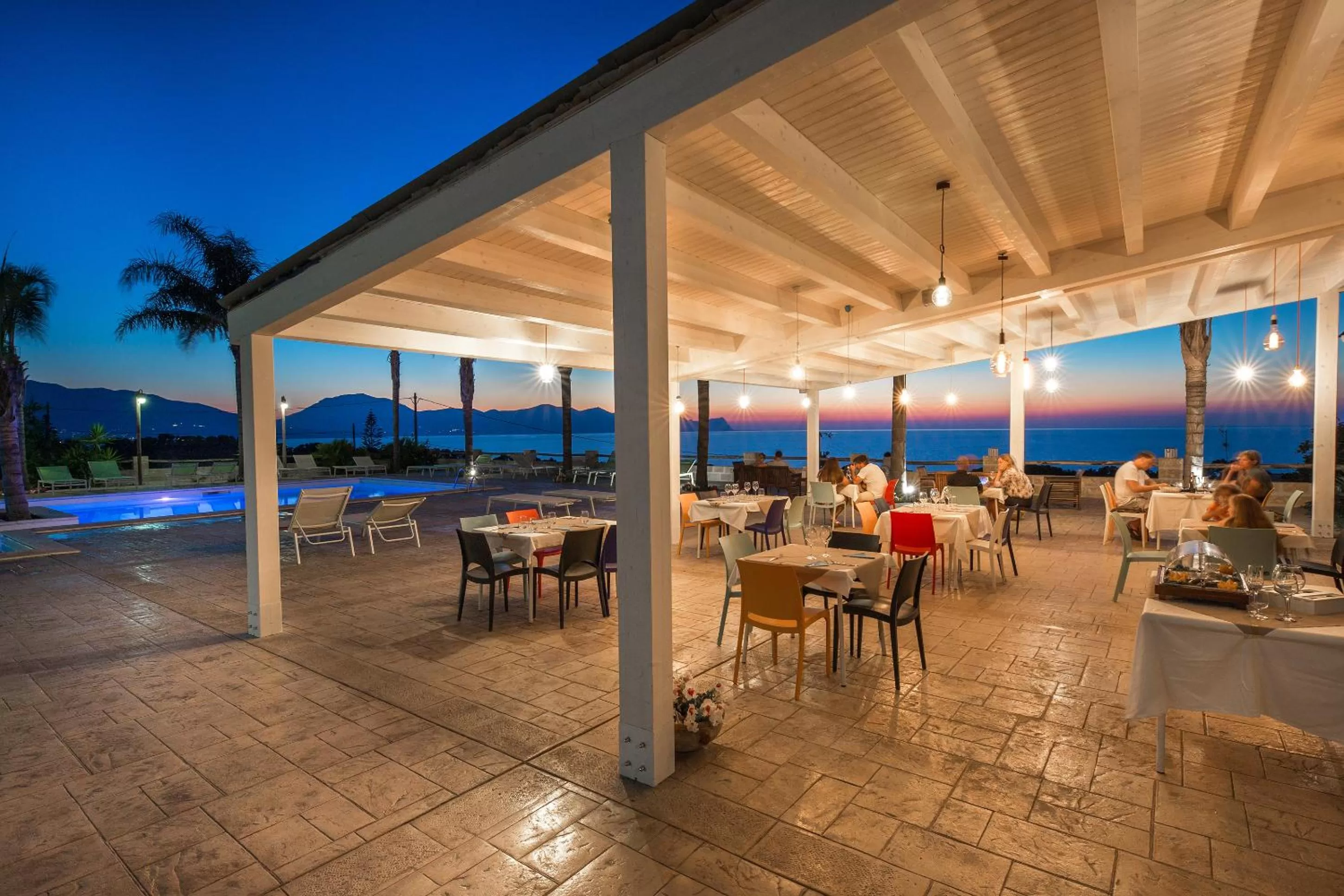 Restaurant/places to eat in Petruso Resort