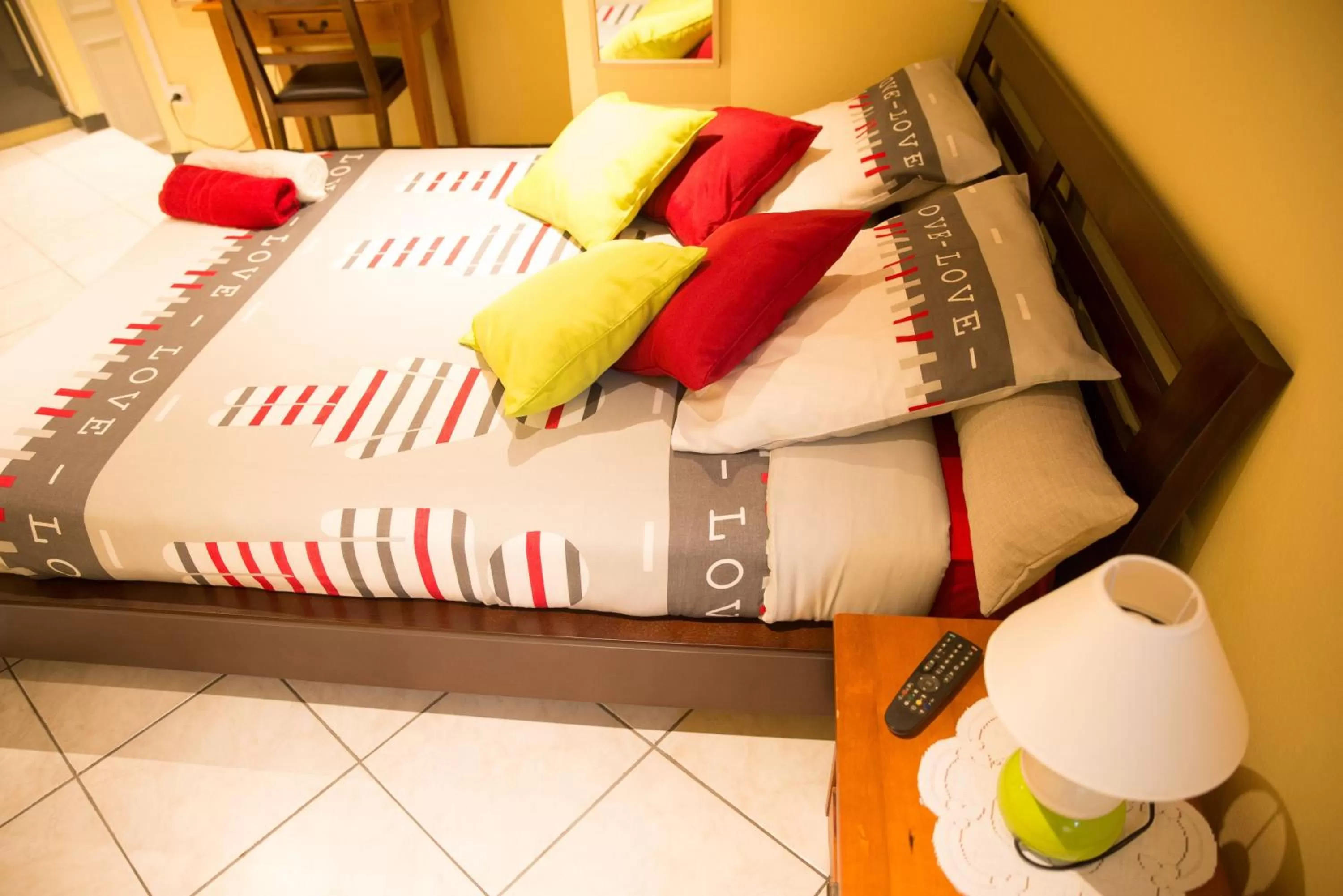 Bedroom, Bed in La Résidence des Caféiers - Le Tampon