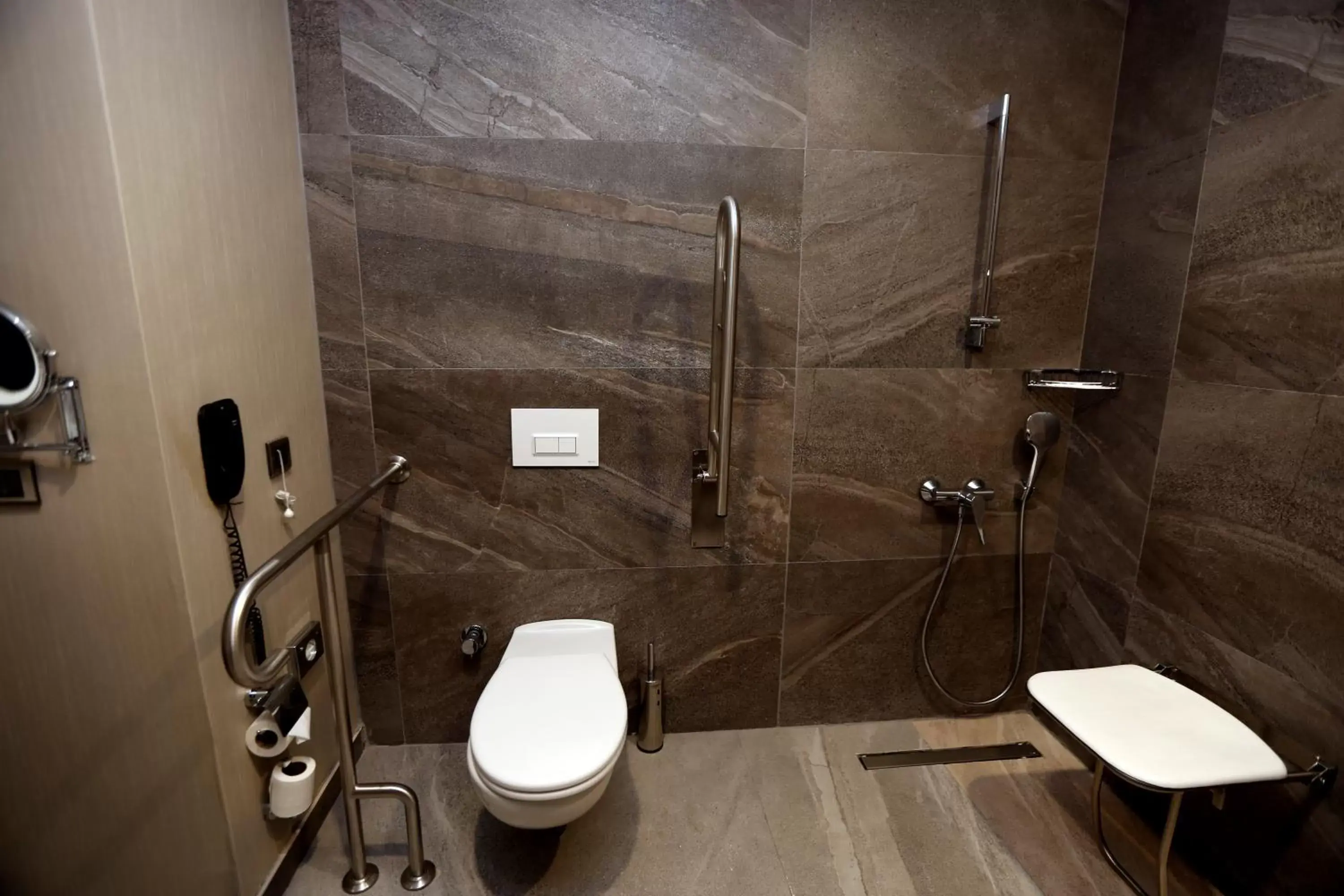 Toilet, Bathroom in Radisson Blu Hotel, Diyarbakir