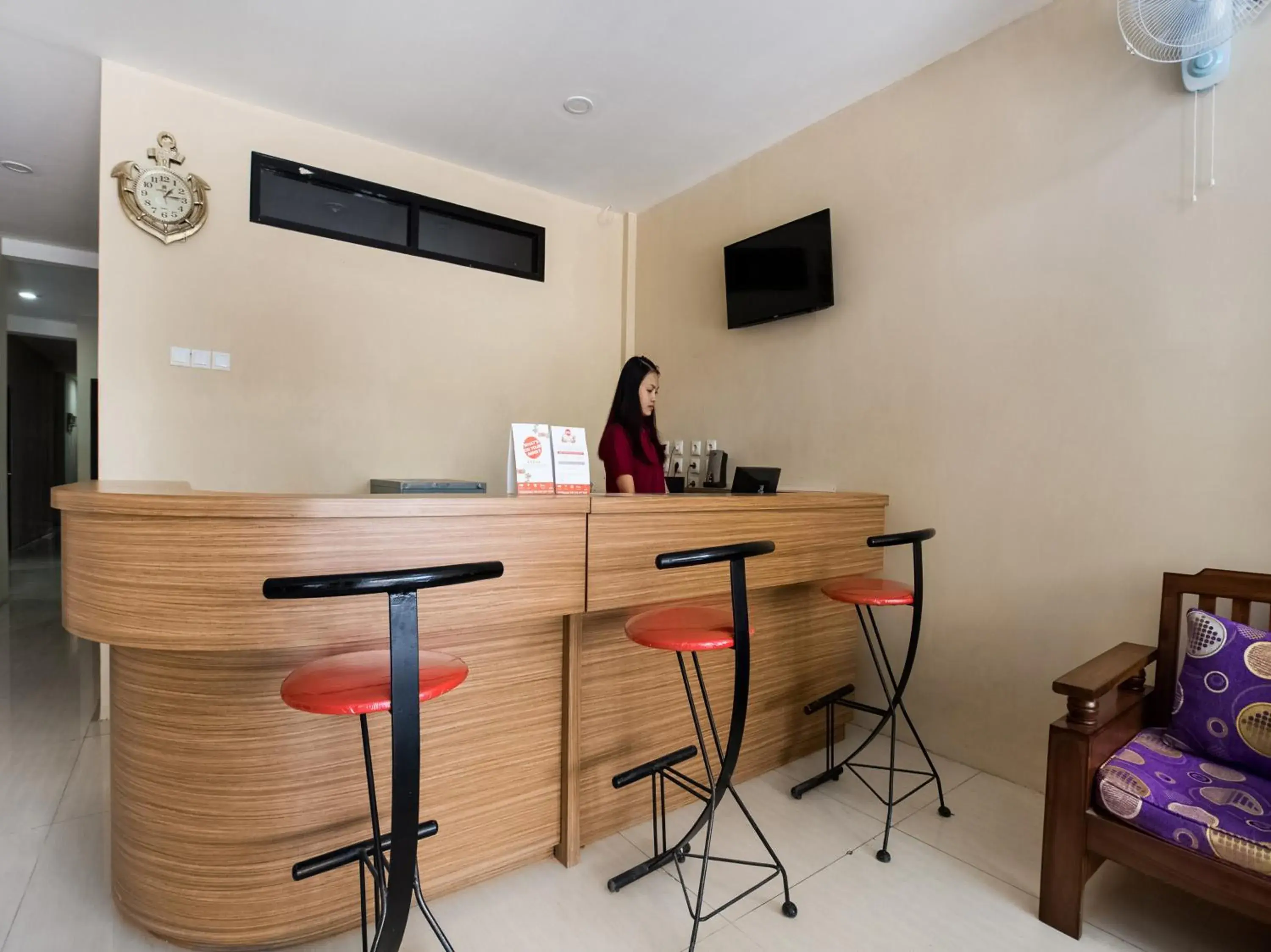 Lobby or reception in SUPER OYO 3463 Cimahi Guest House