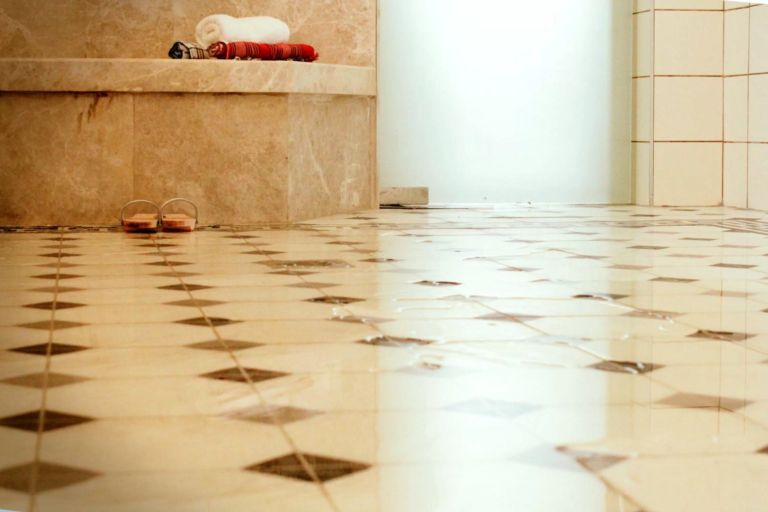 Hot Tub in İsa Begov Hamam Hotel