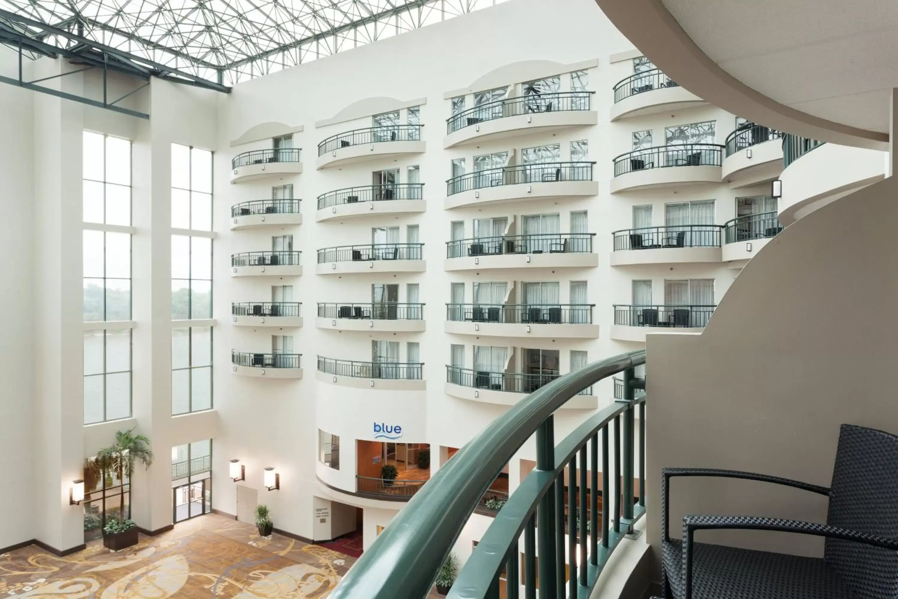 Photo of the whole room in Marriott Savannah Riverfront