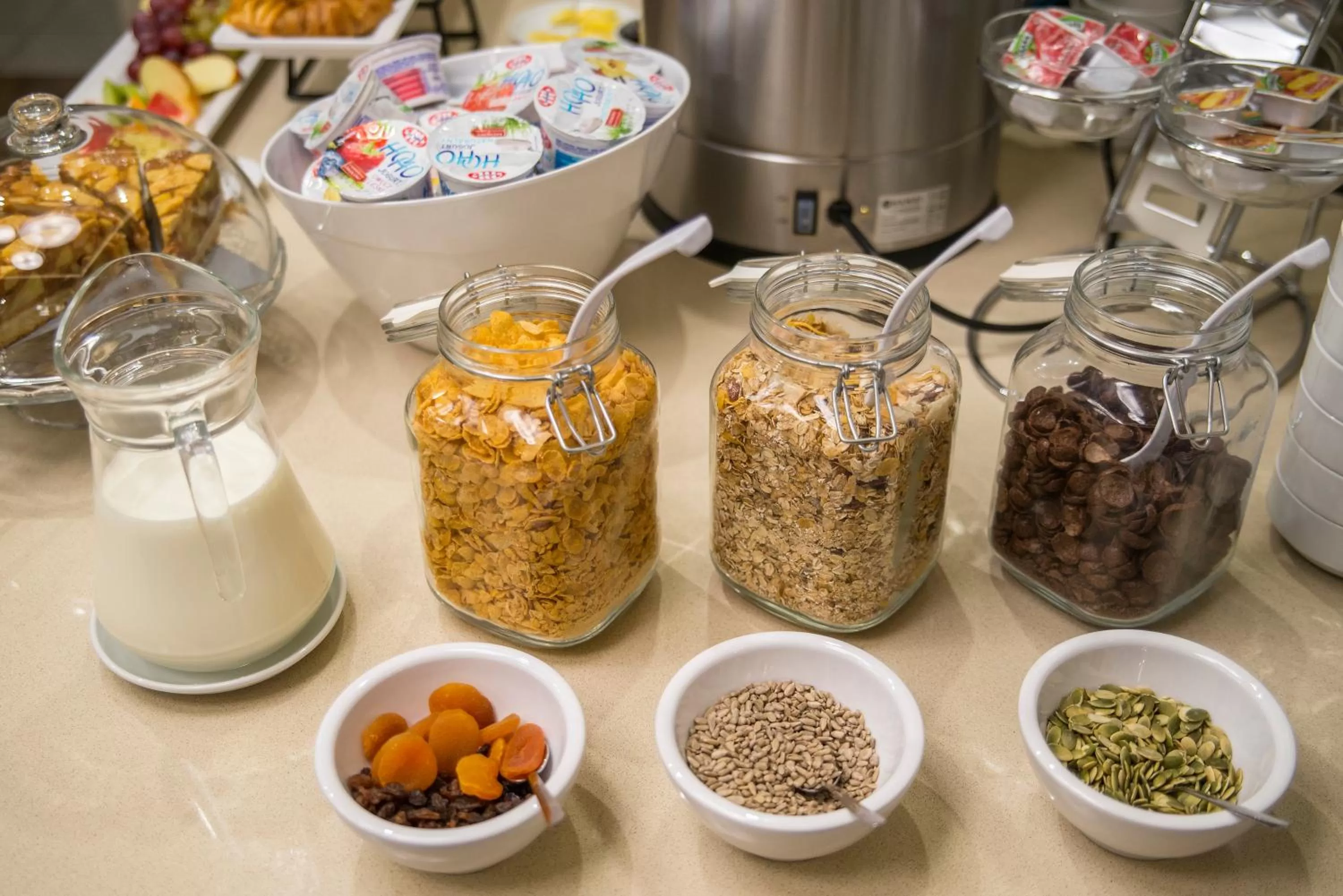 Buffet breakfast in Citi Hotel's Wrocław