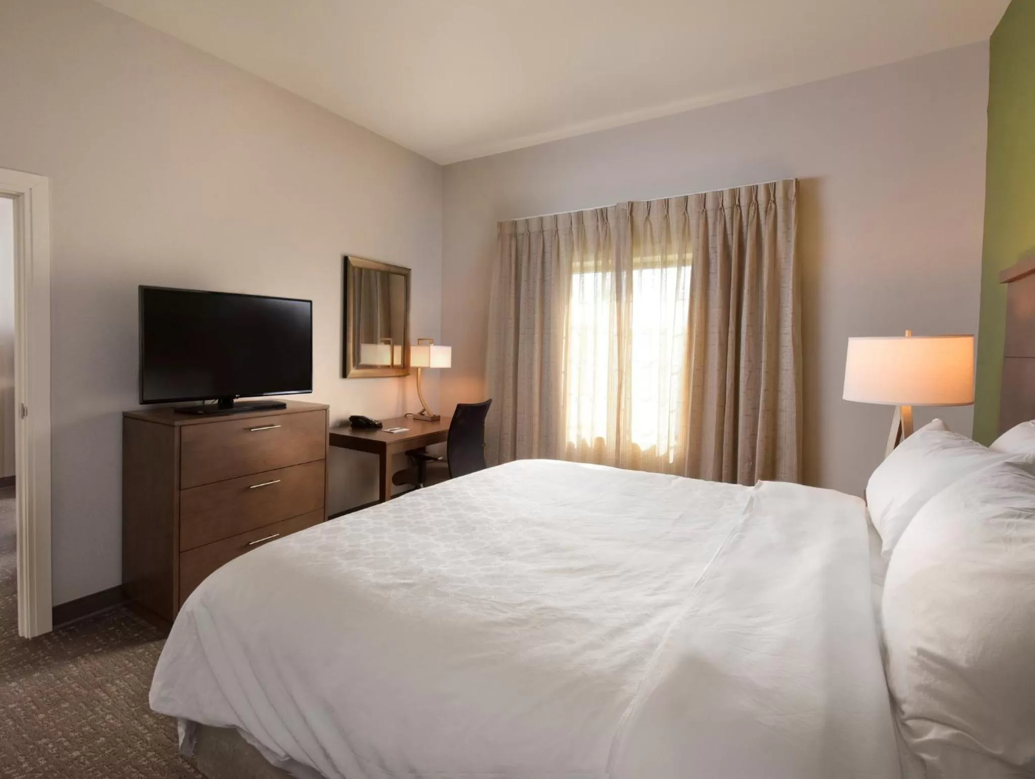 Photo of the whole room, Bed in Staybridge Suites - Wisconsin Dells - Lake Delton by IHG