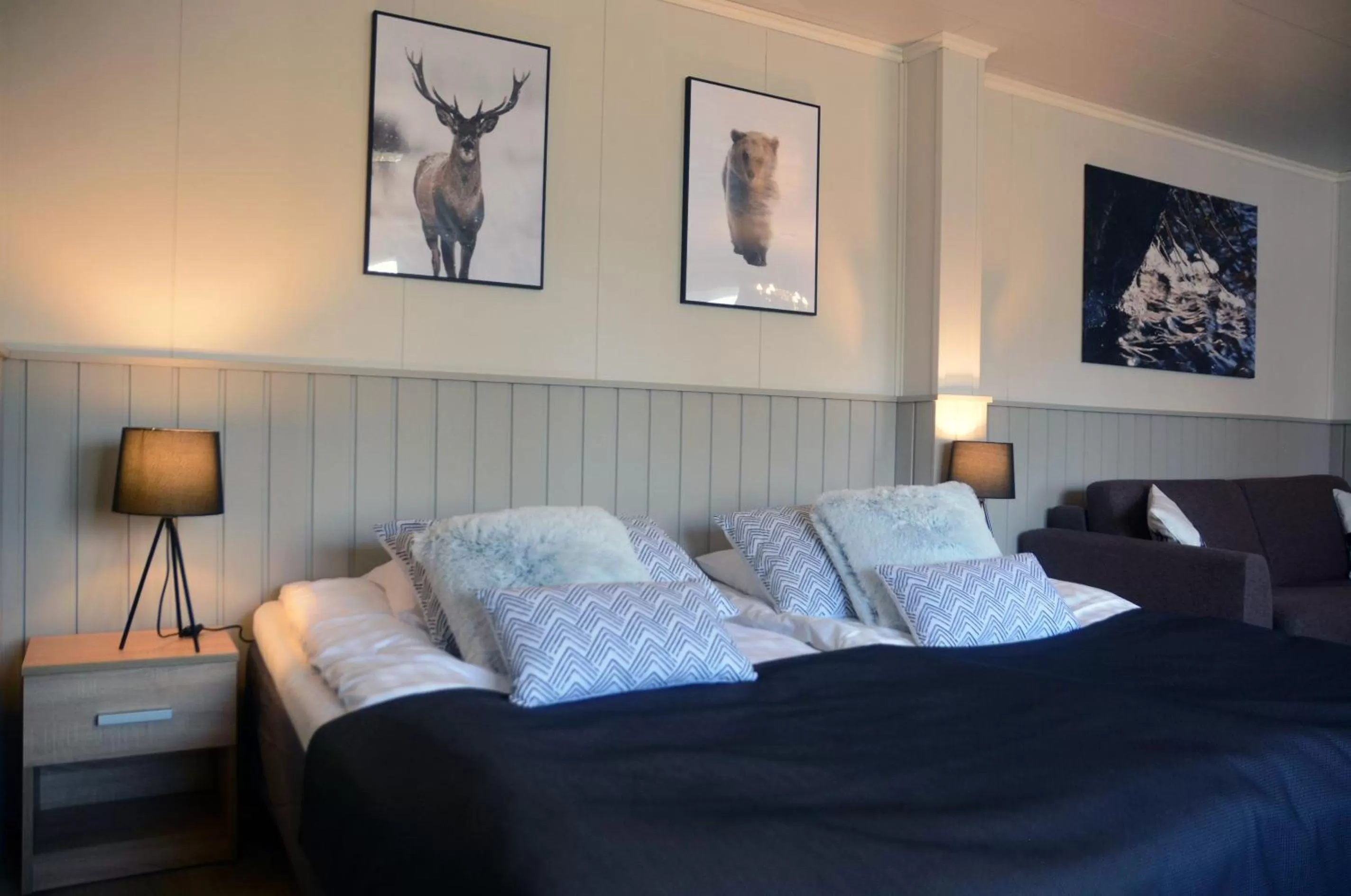 Bed in Revontuli Resort Rooms