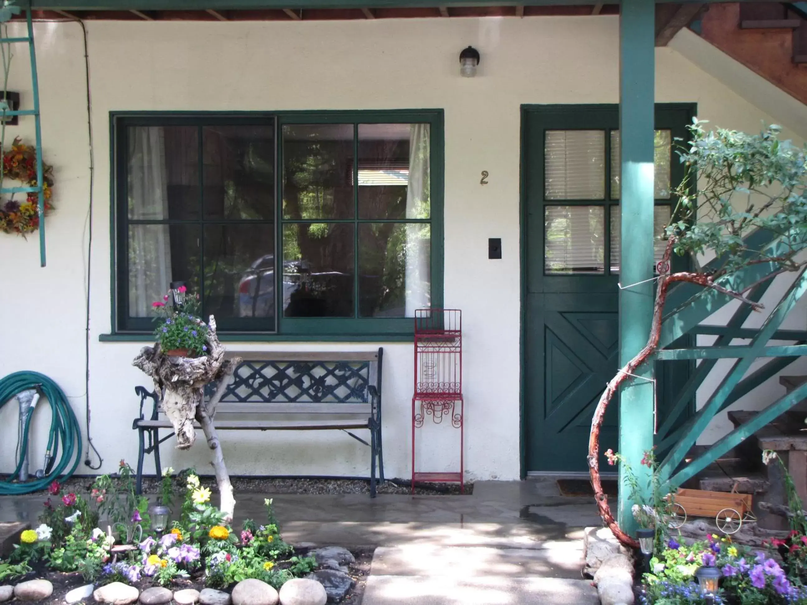 Suite in Kern Riverfront Lodge Suite in Kern Riverfront Lodge