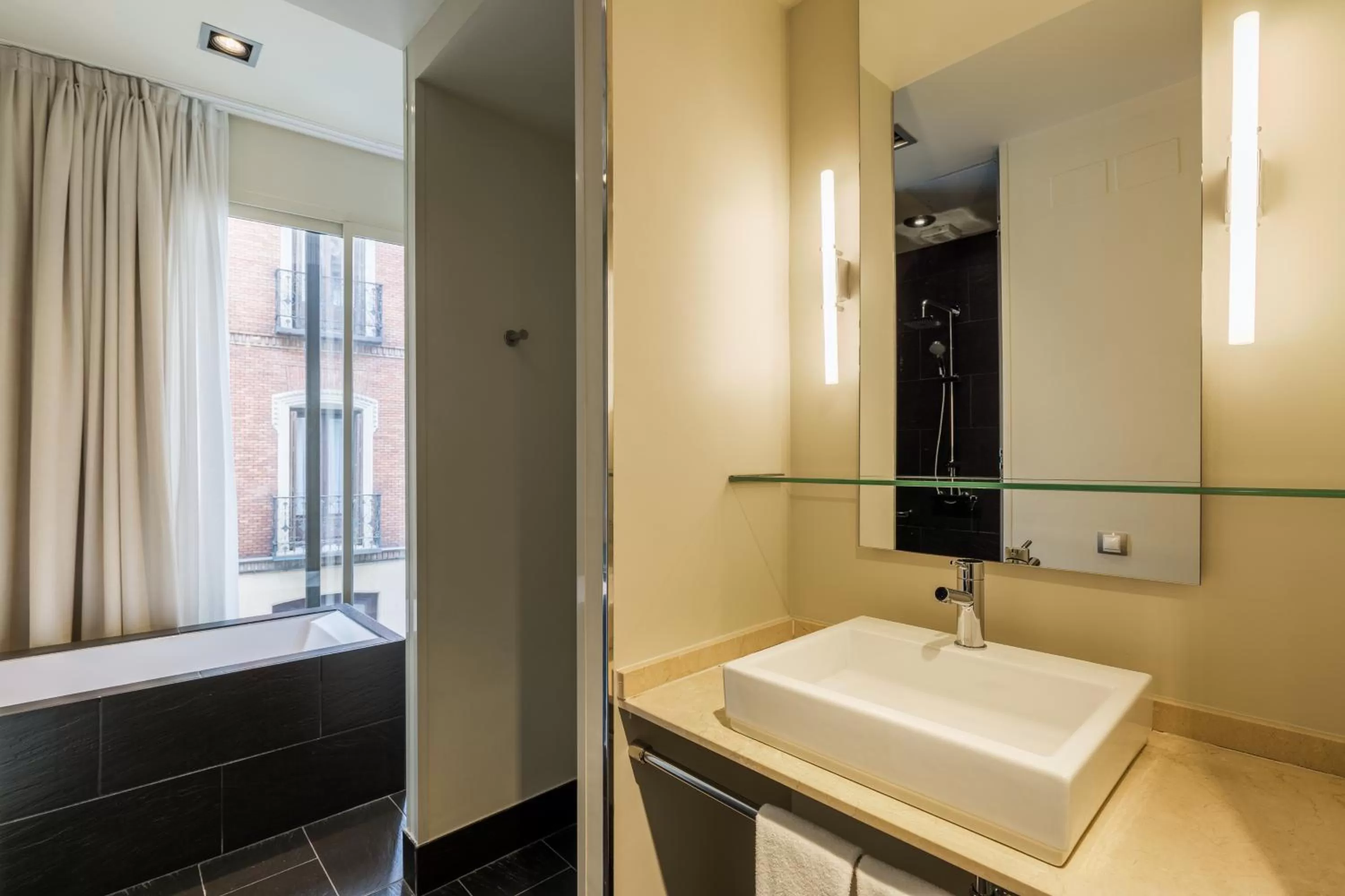 Bathroom in Room Mate Alicia, Madrid