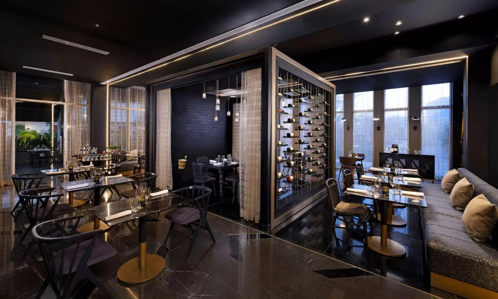 Lounge or bar in Margaritaville Beach Resort Cap Cana Wave - An All-Inclusive Experience for All Lounge or bar in Margaritaville Beach Resort Cap Cana Wave - An All-Inclusive Experience for All