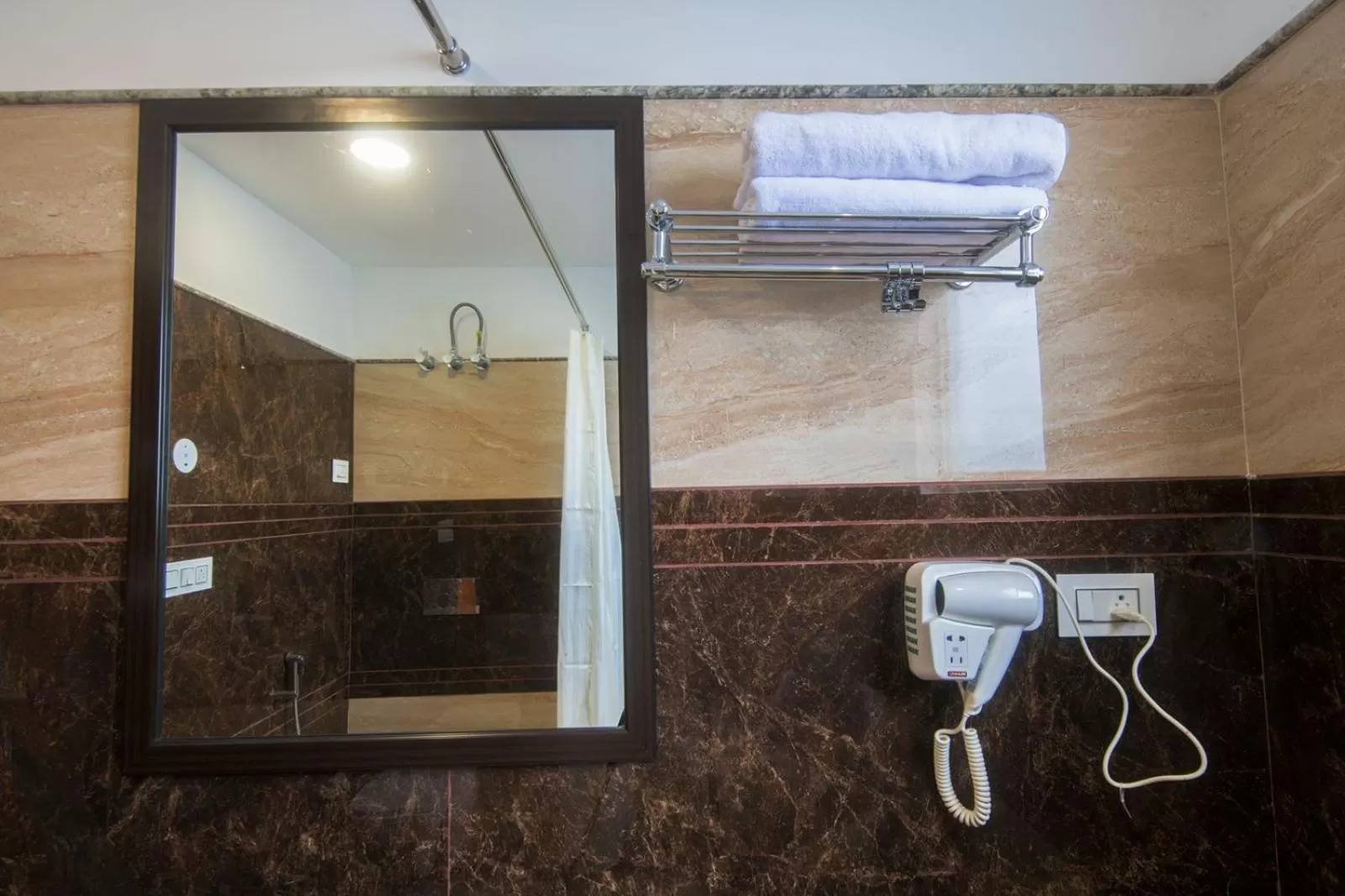 Bathroom in Shivaay Morex- A Vegetarian Hotel