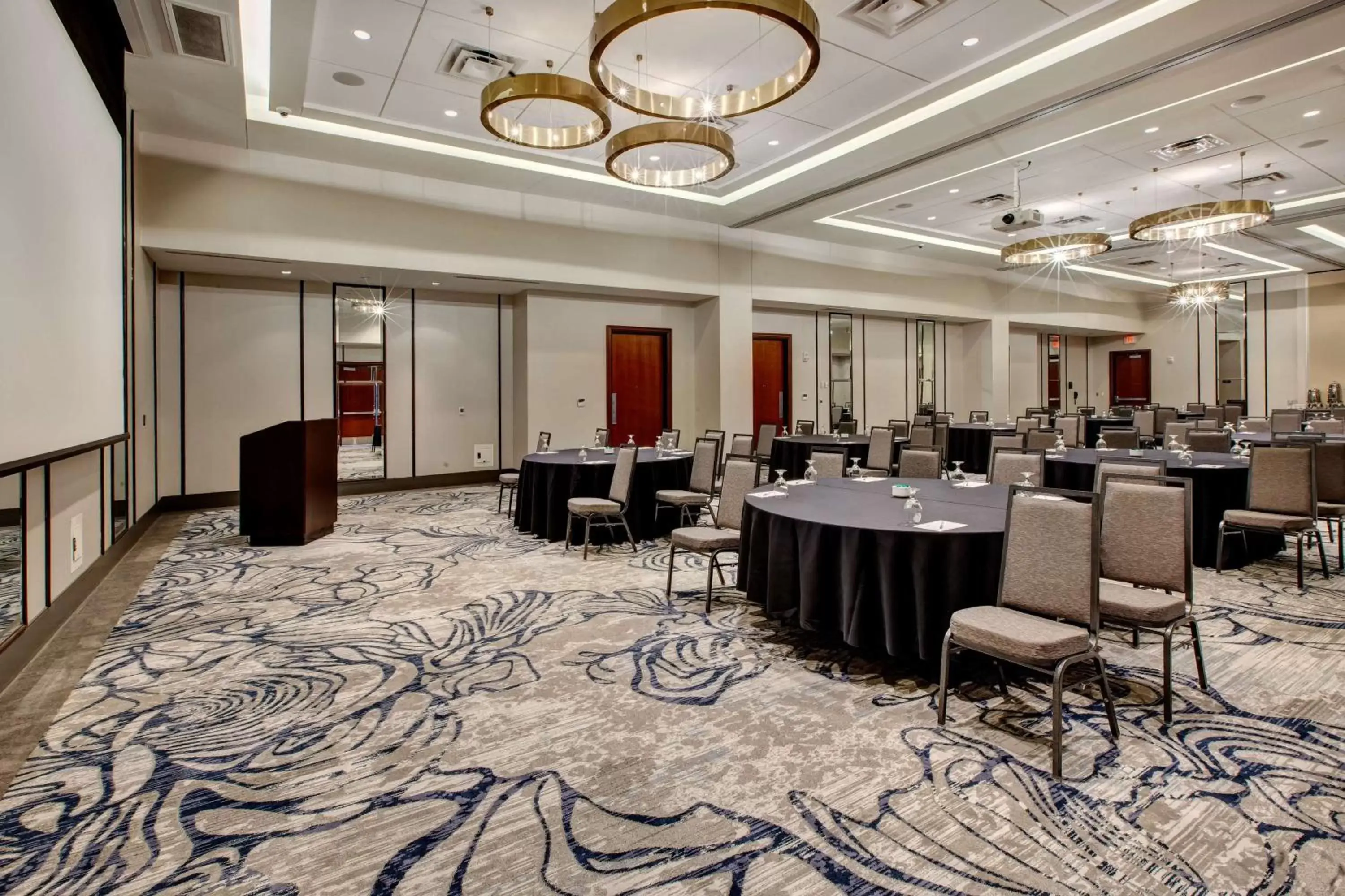 Meeting/conference room in Hilton Garden Inn Virginia Beach Oceanfront