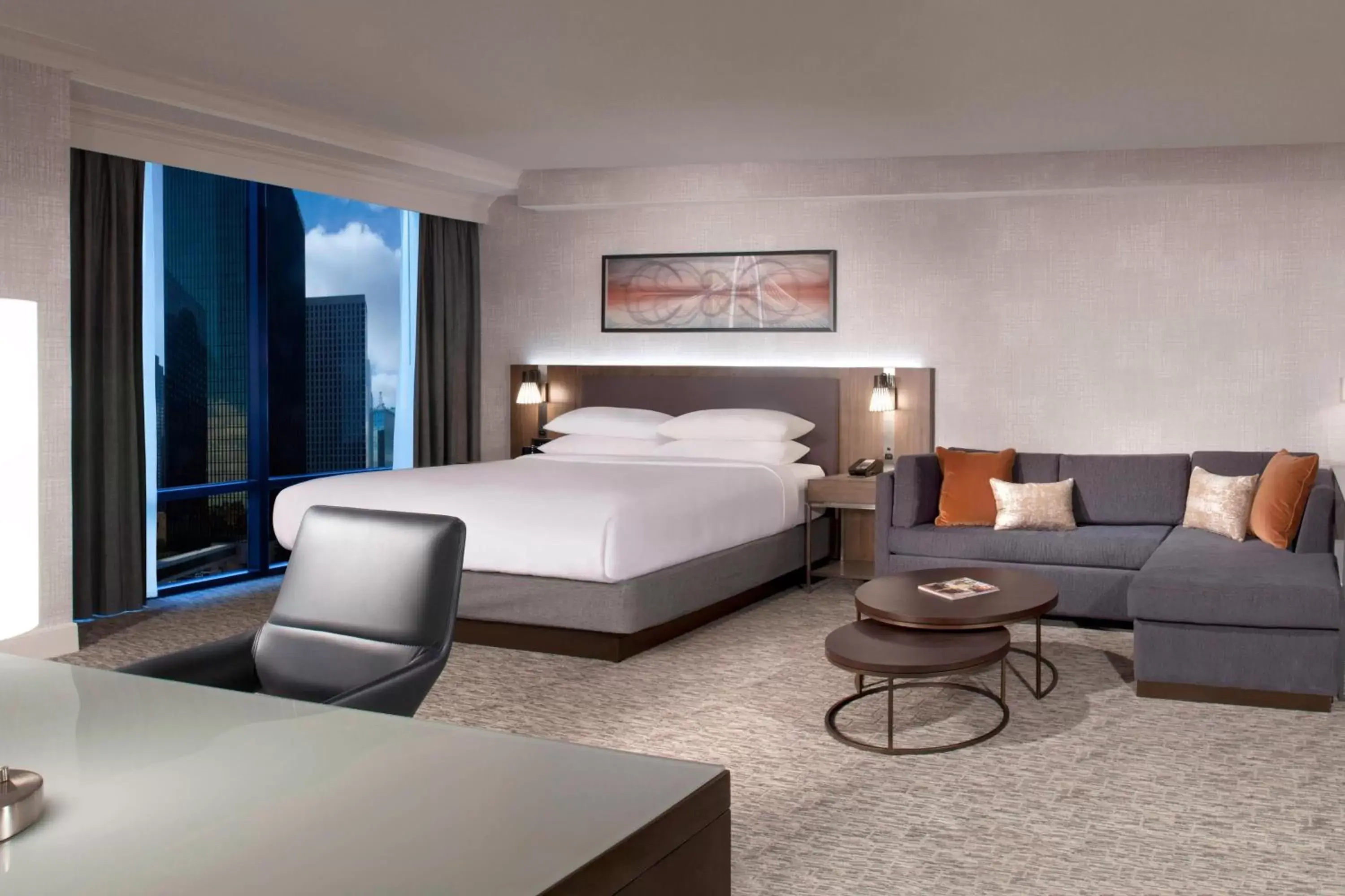 Bedroom in Dallas Marriott Downtown