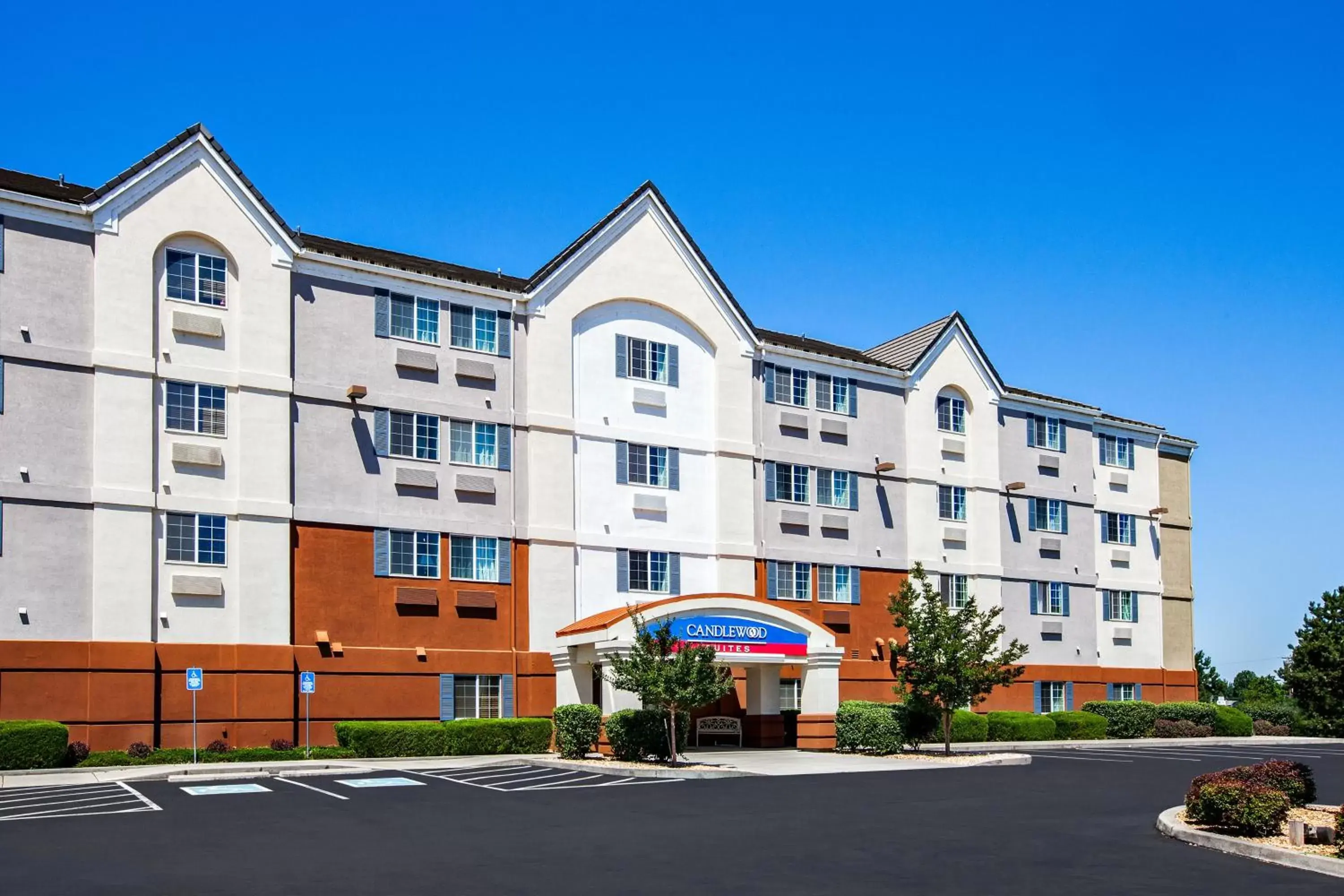 Property Building in Candlewood Suites Medford, an IHG Hotel
