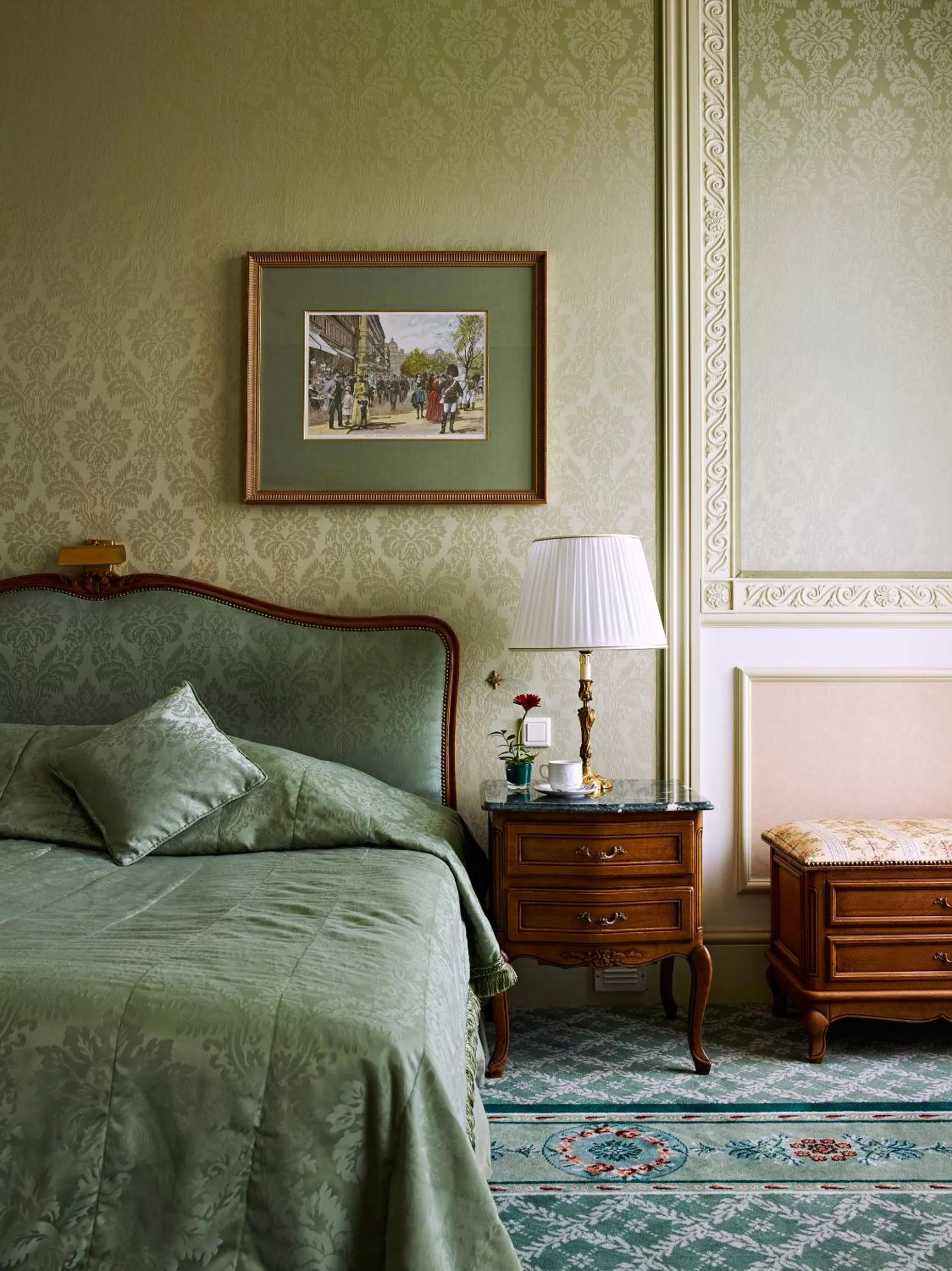 Photo of the whole room, Bed in Grand Hotel Wien