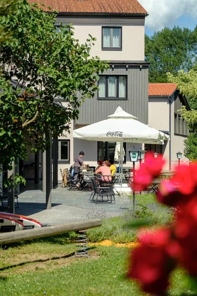 Patio in JUFA Hotel Maria Lankowitz