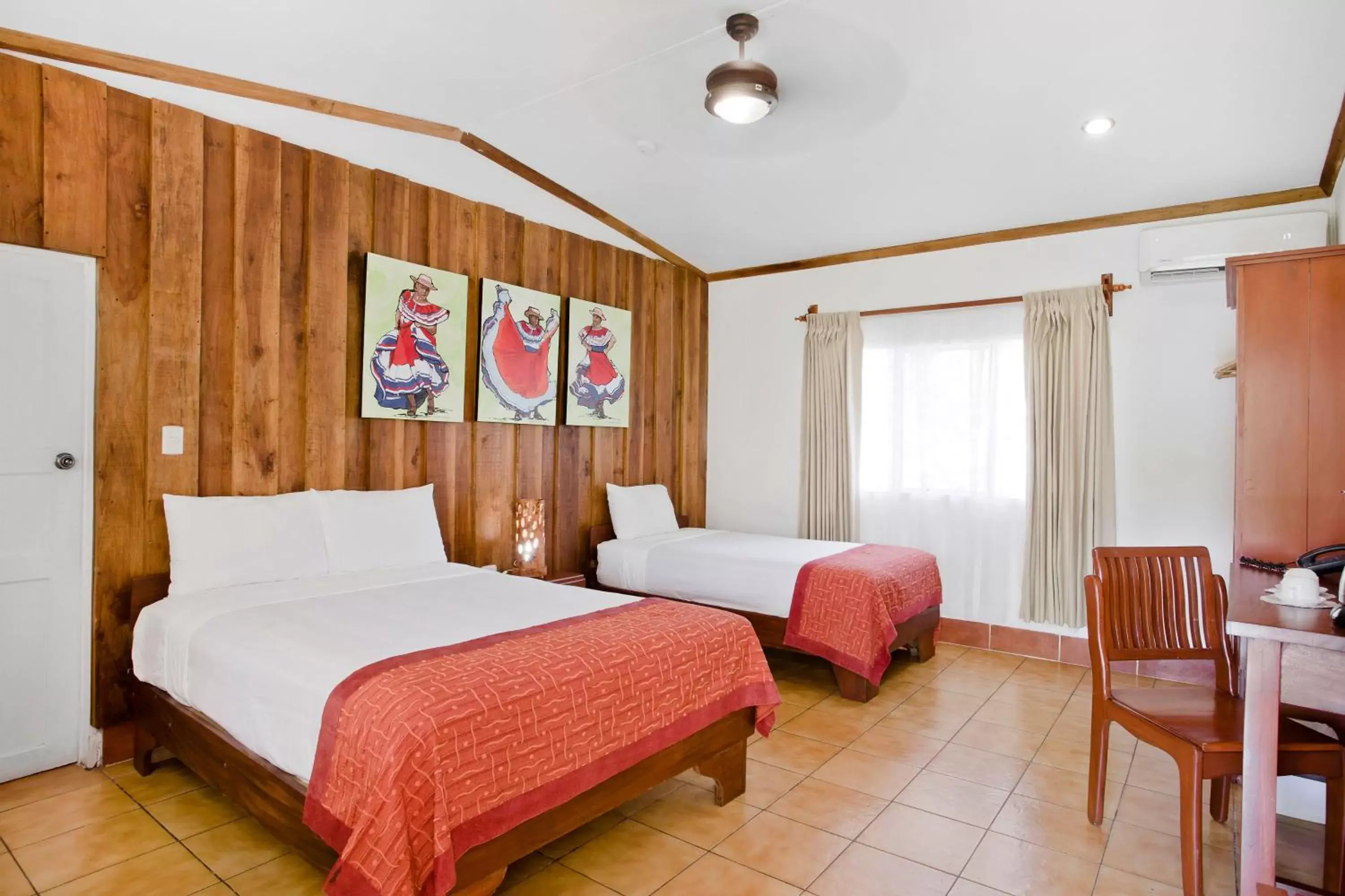 Decorative detail, Bed in Hacienda Guachipelin Volcano Ranch Hotel & Hot Springs