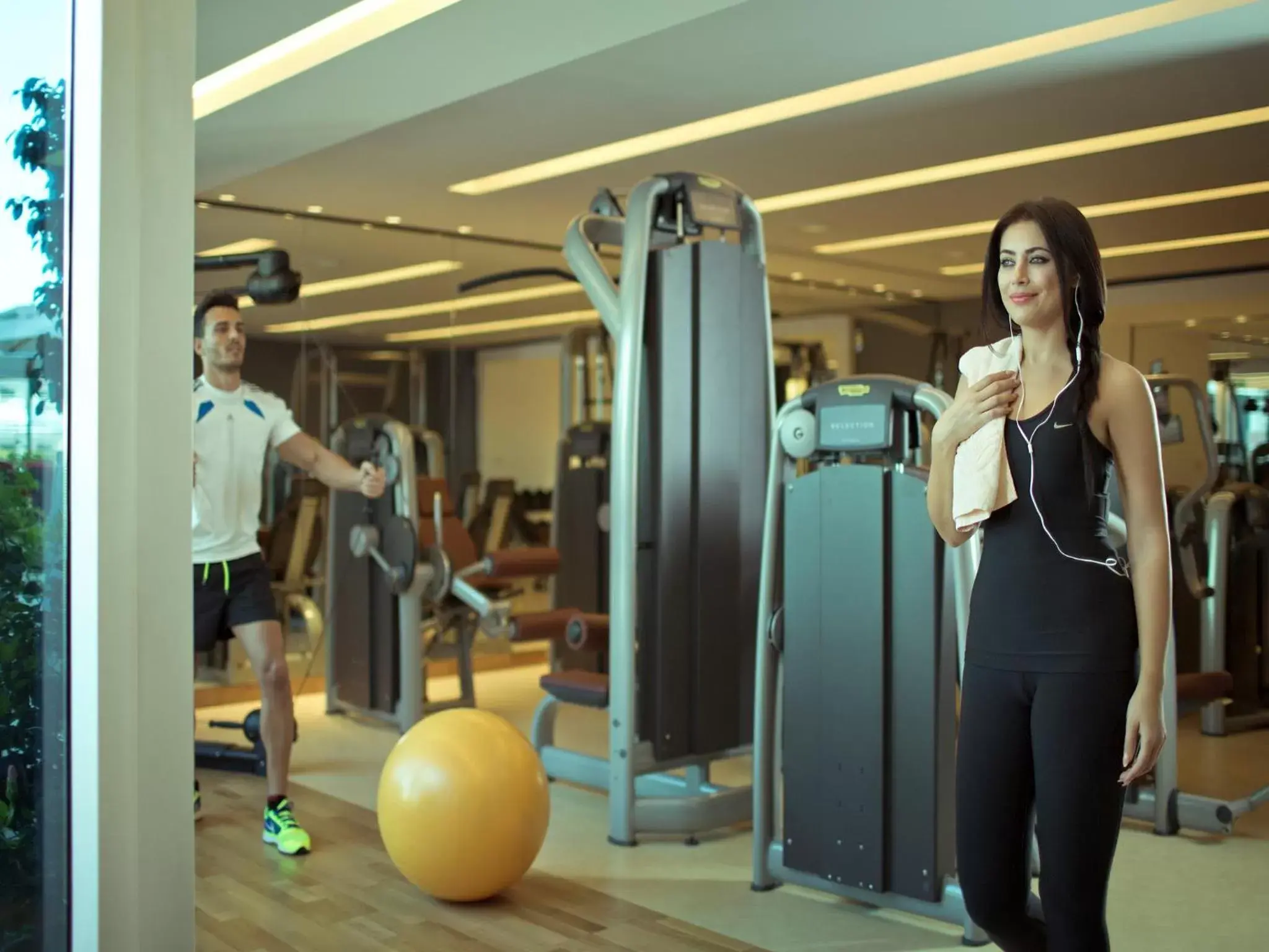 People, Fitness Center/Facilities in Hili Rayhaan by Rotana