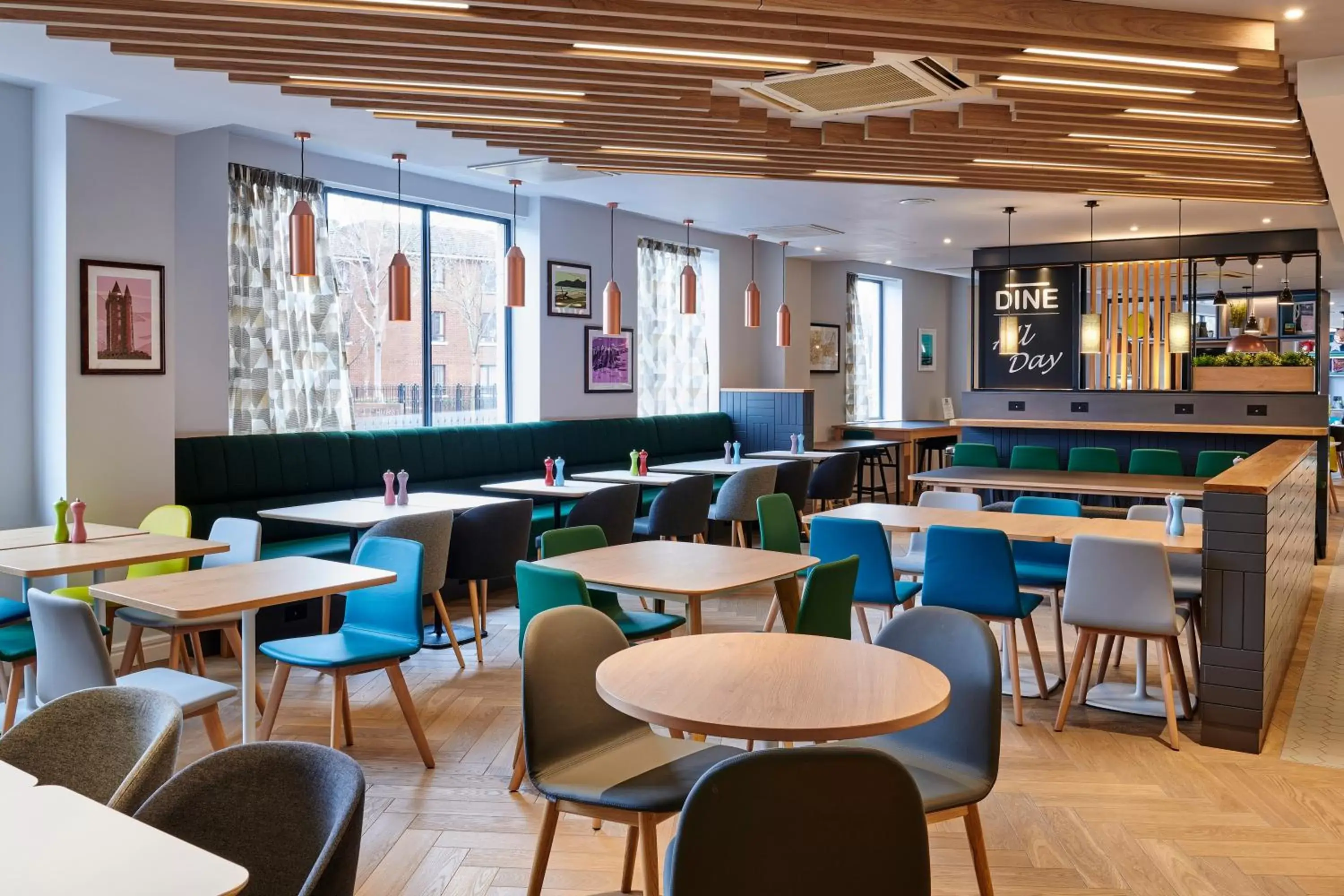 Restaurant/Places to Eat in Holiday Inn Belfast, an IHG Hotel