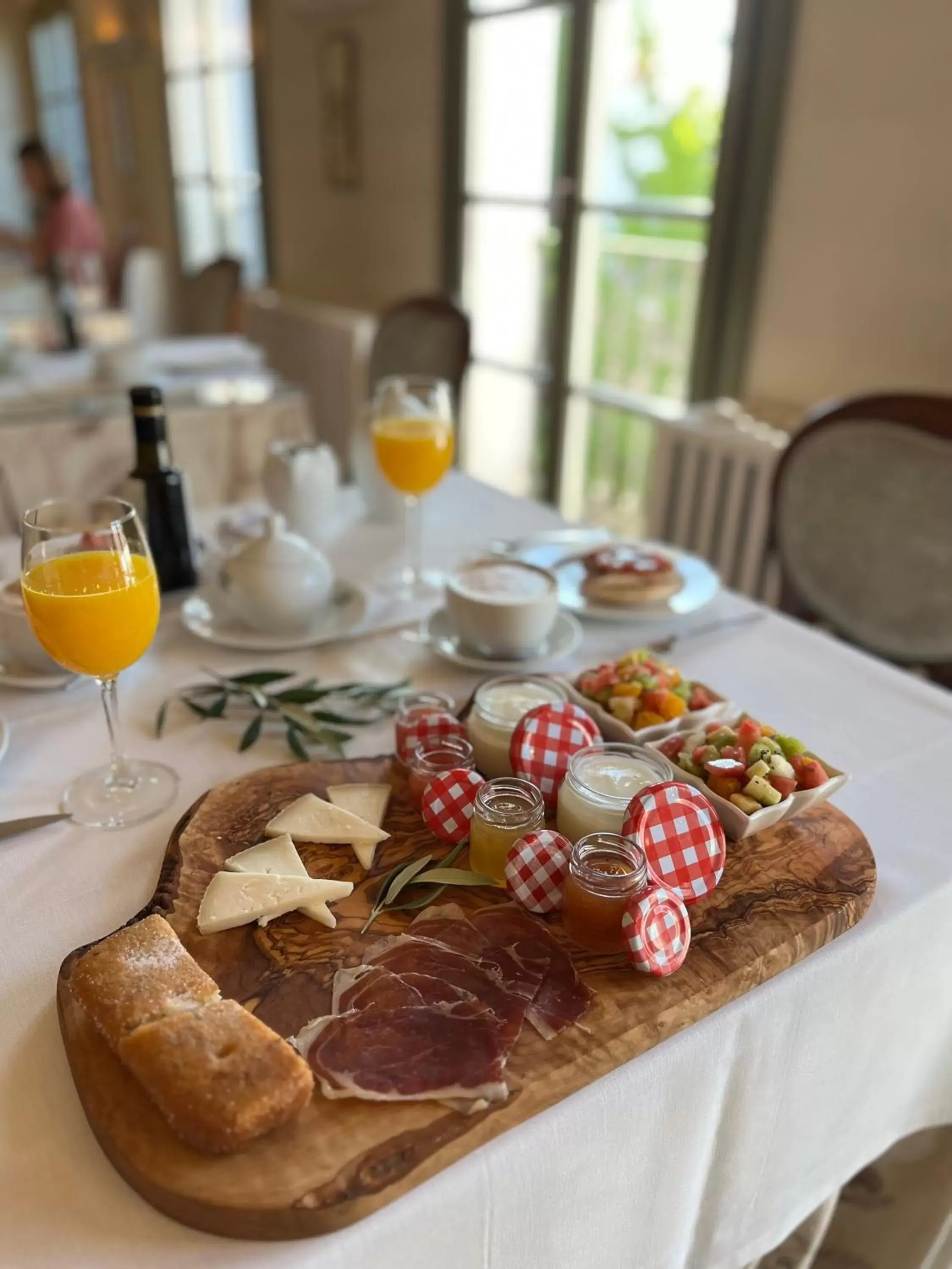 Breakfast in Hotel Boutique Molino del Arco