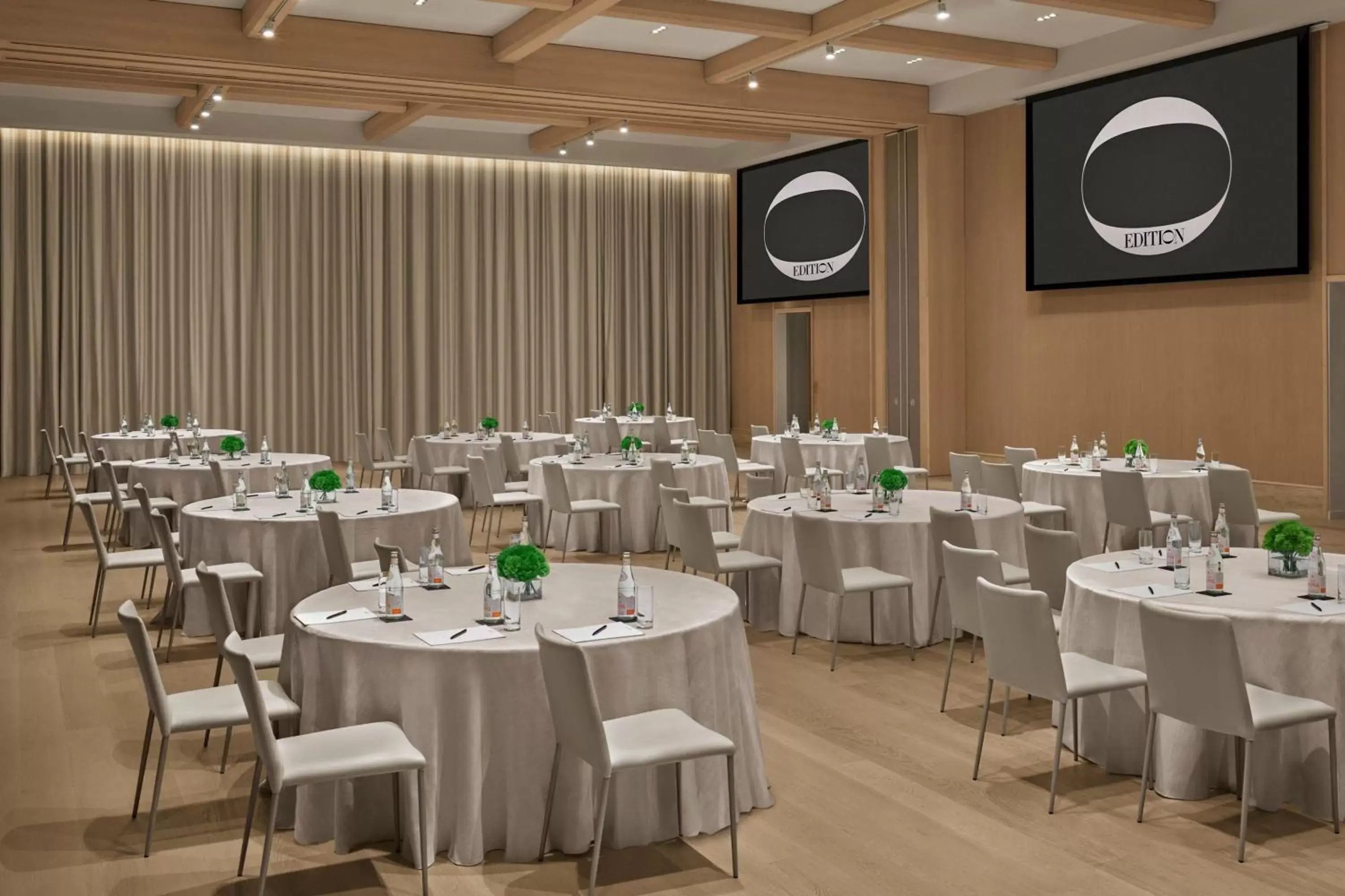 Meeting/conference room, Banquet Facilities in The Tampa EDITION