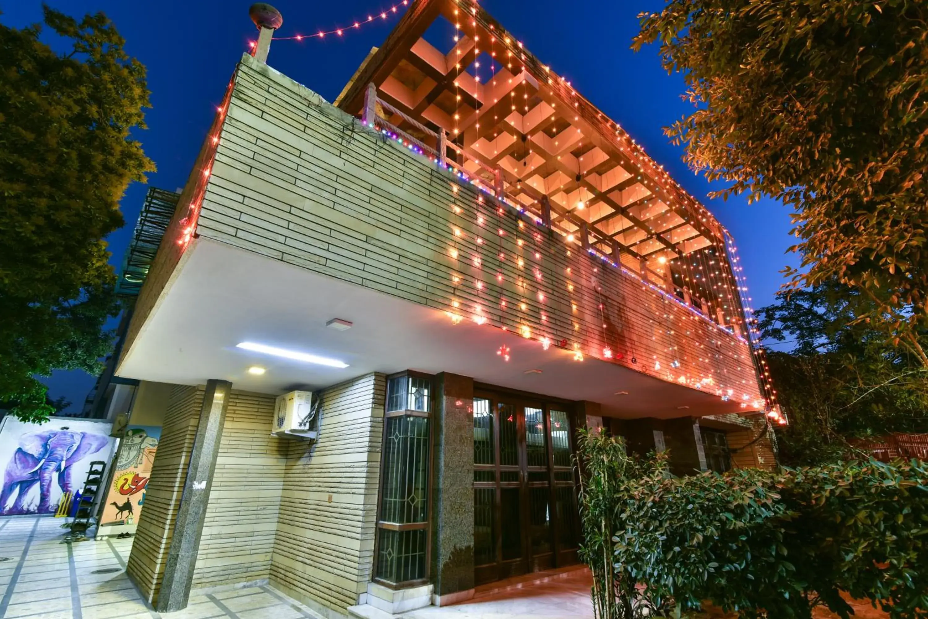 Property building in Hoztel Jaipur Property building in Hoztel Jaipur