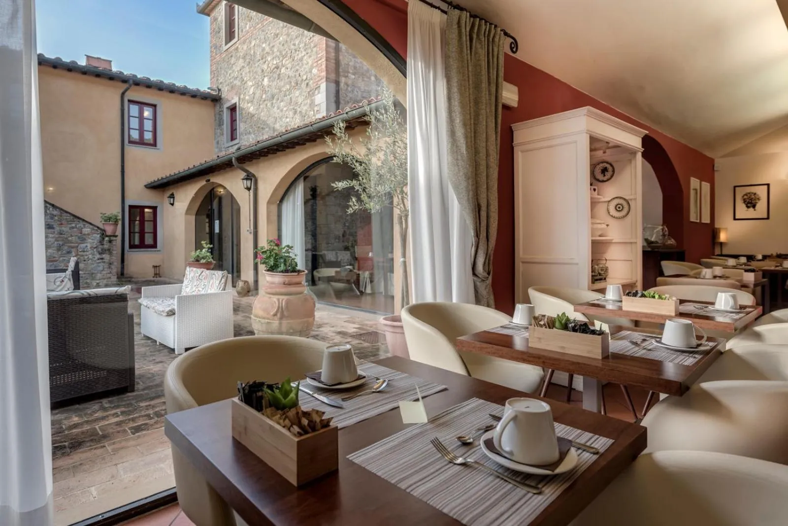 Lounge or bar in Hotel & Restaurant Casolare Le Terre Rosse