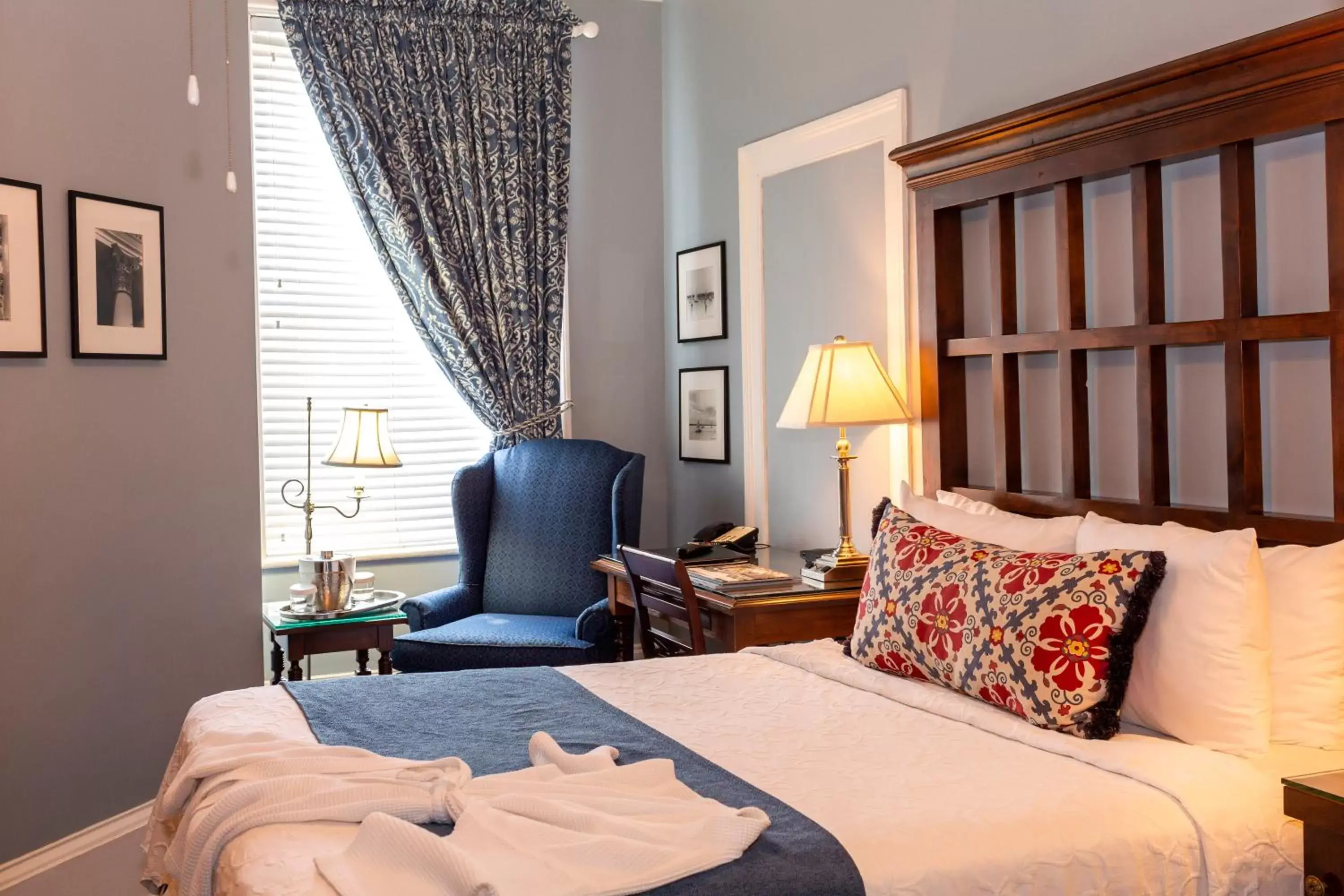 Double Room with One Double Bed in The Marshall House, Historic Inns of Savannah Collection