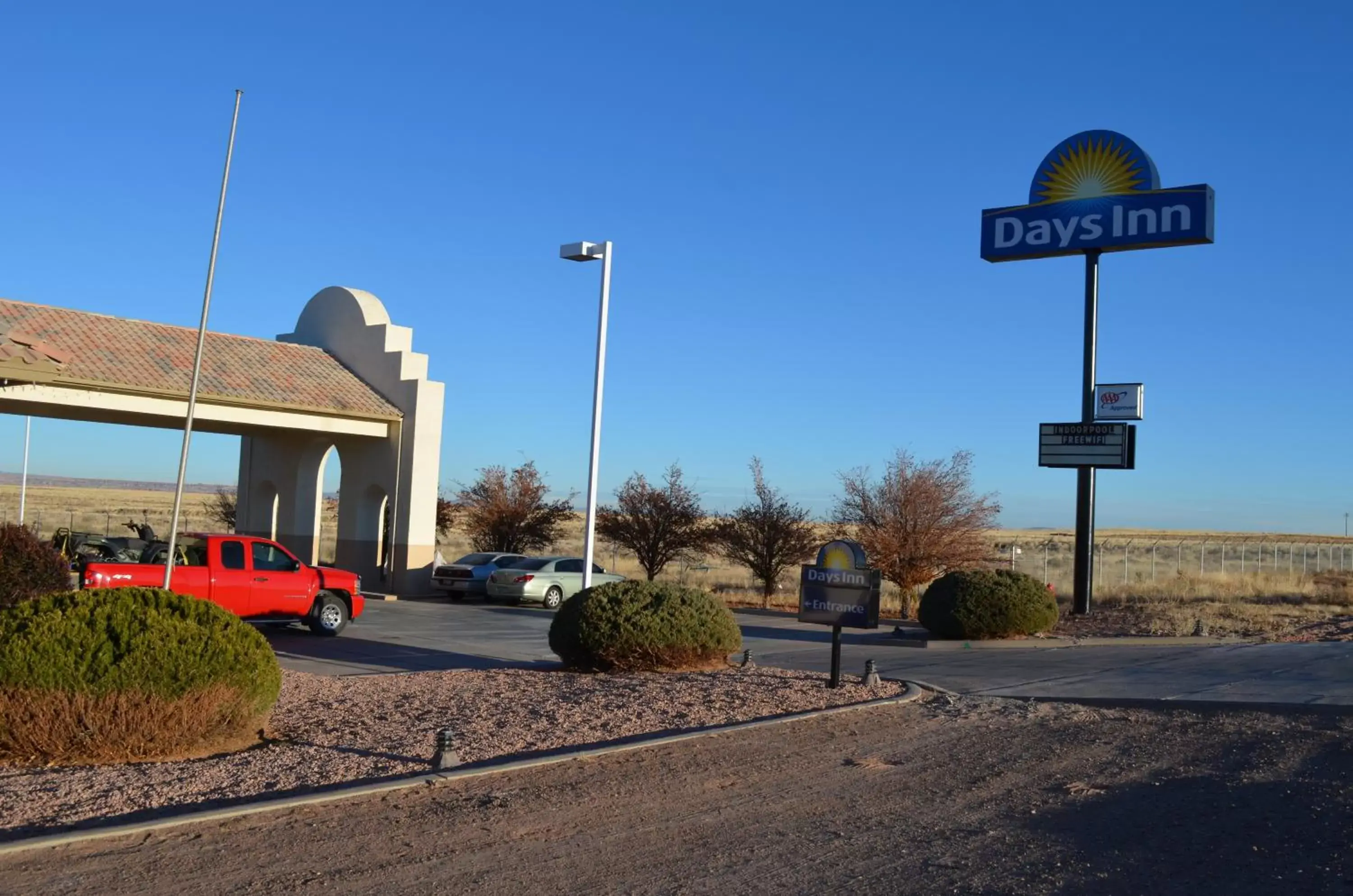 Facade/entrance in Days Inn by Wyndham Holbrook