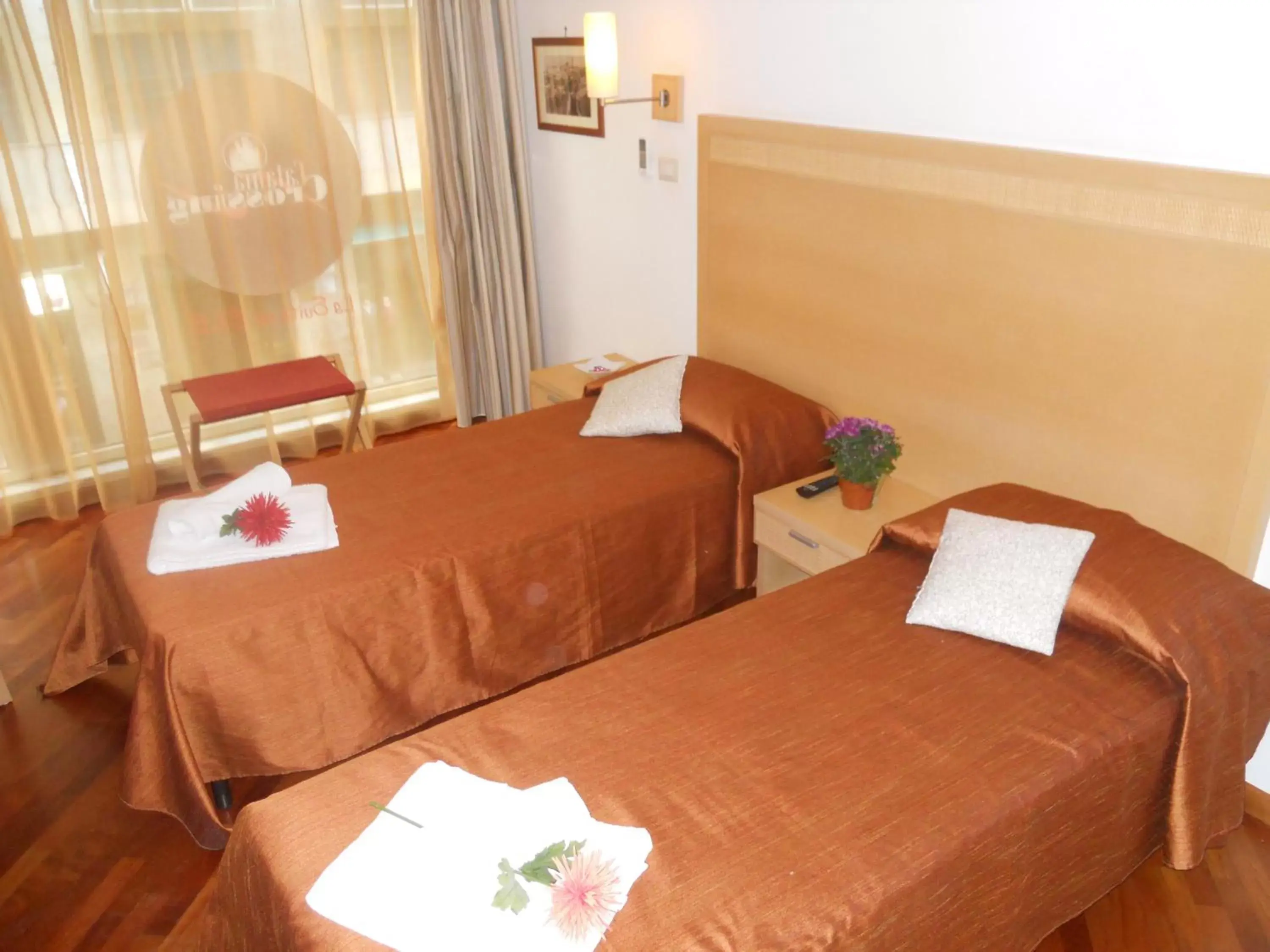 Bed in Catania Crossing B&B - Rooms & Comforts