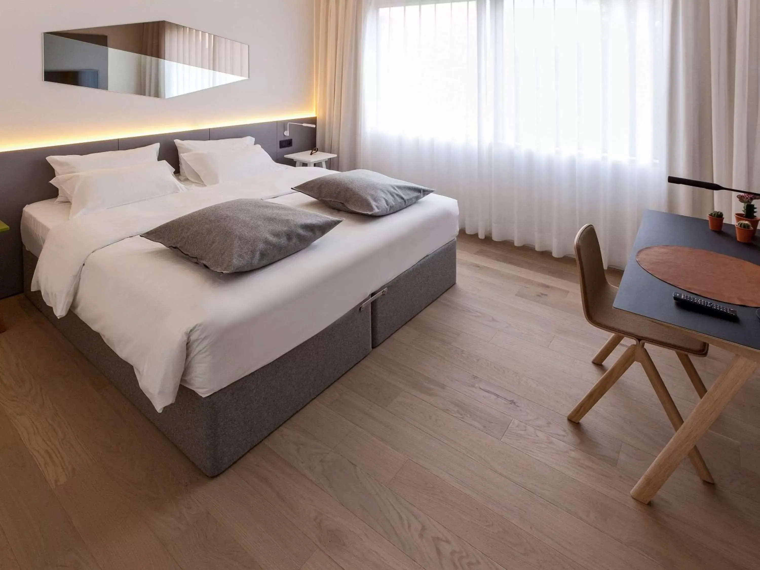 Bedroom, Bed in Mercure Antwerp City South