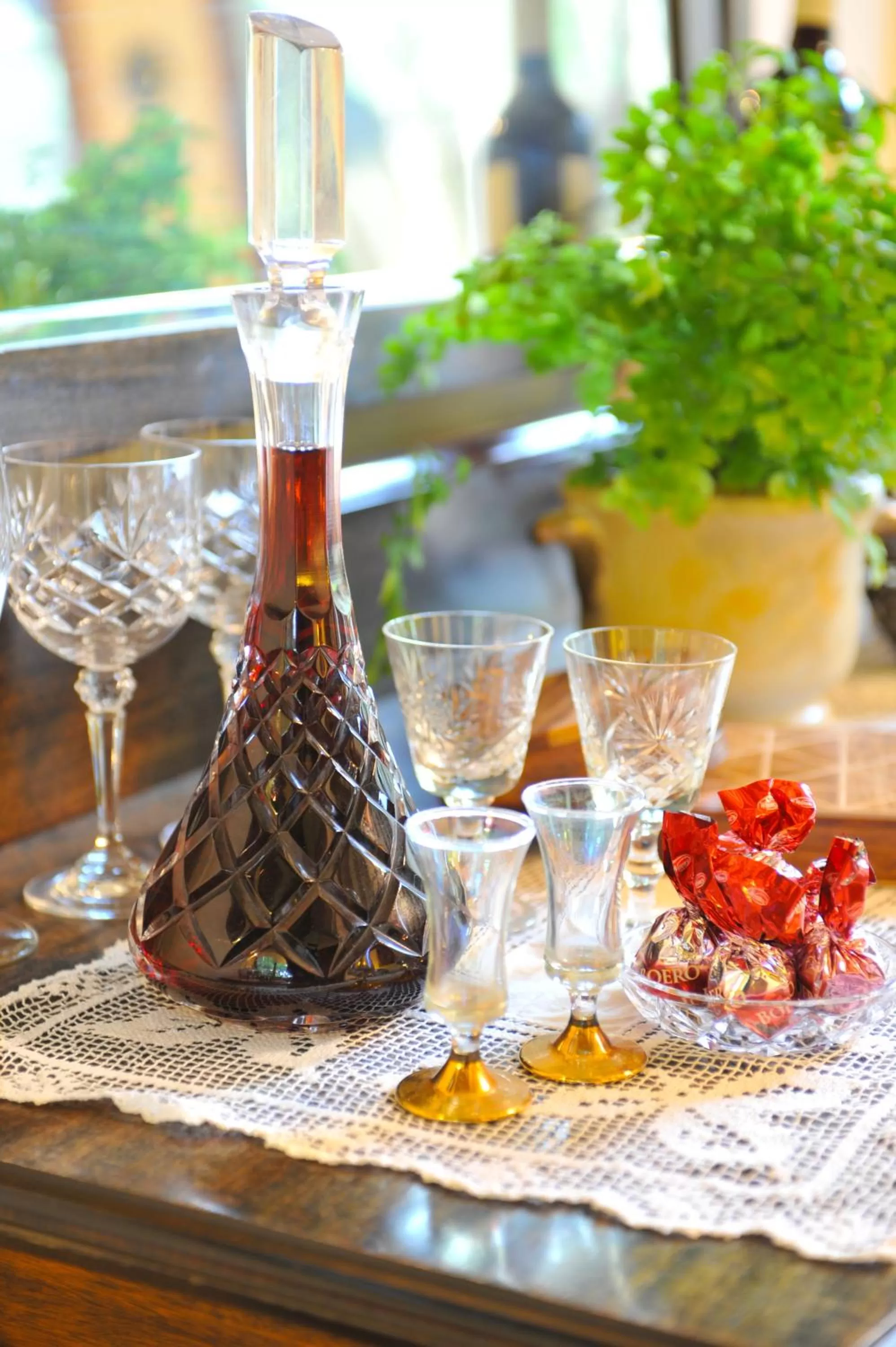 Alcoholic drinks in Cambridge Cottages