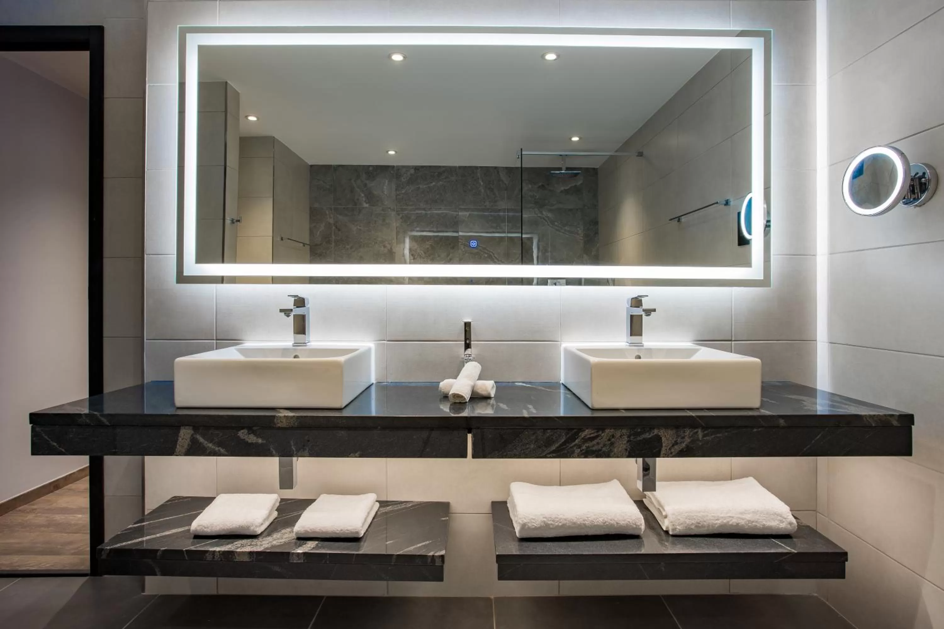 Bathroom in Radisson Blu Hotel Antananarivo Waterfront