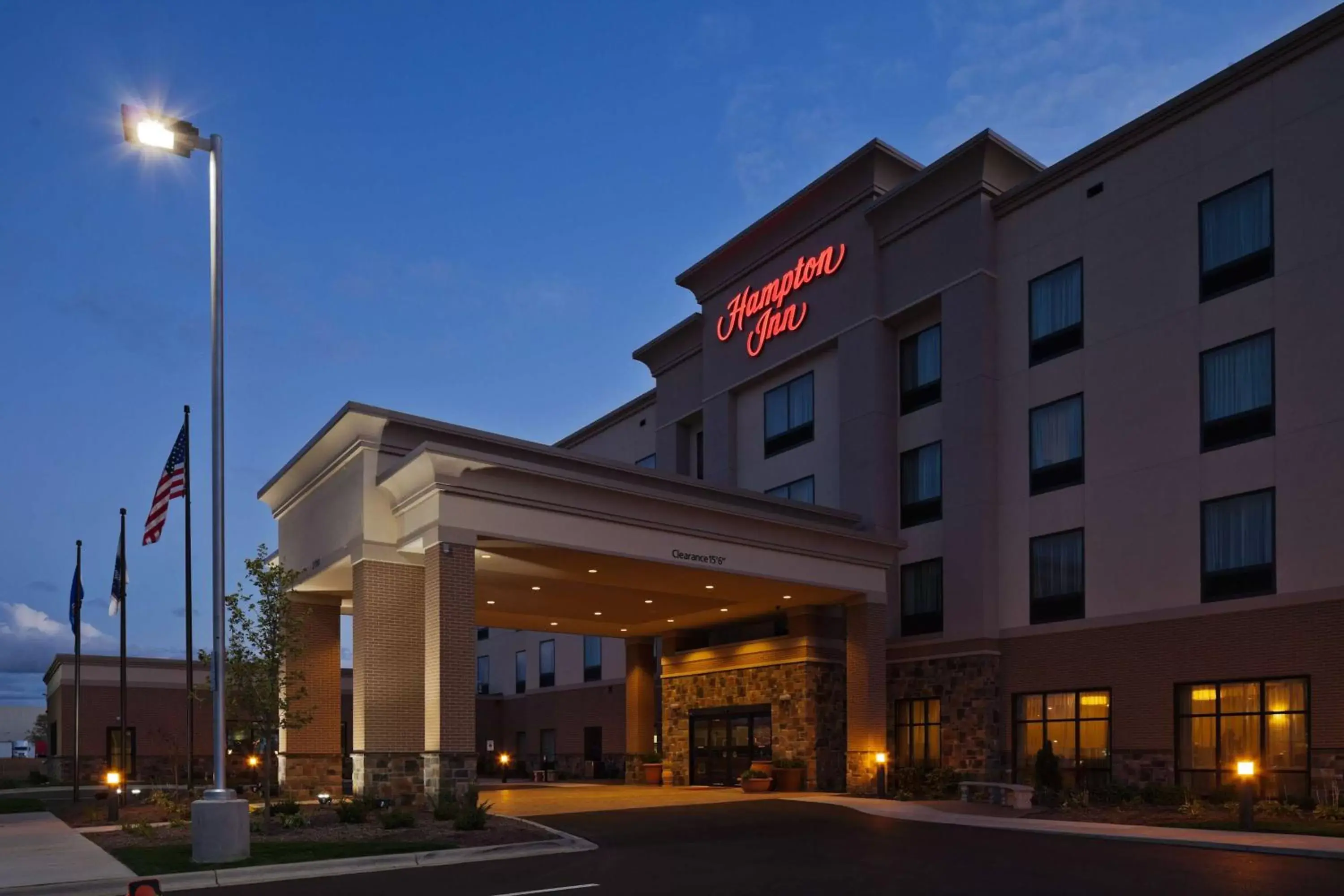 Property building in Hampton Inn Beloit Property building in Hampton Inn Beloit