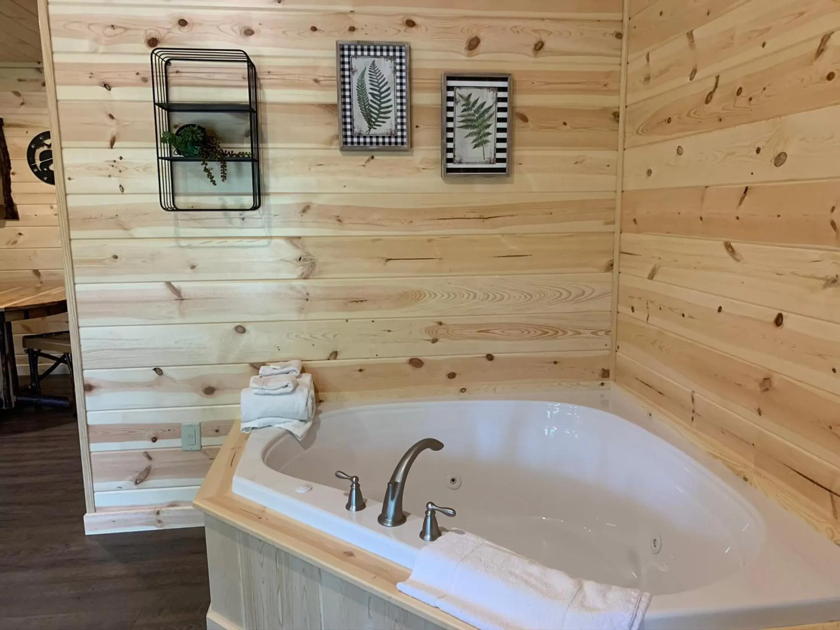 Bathroom in Waterview Lodge by Amish Country Lodging