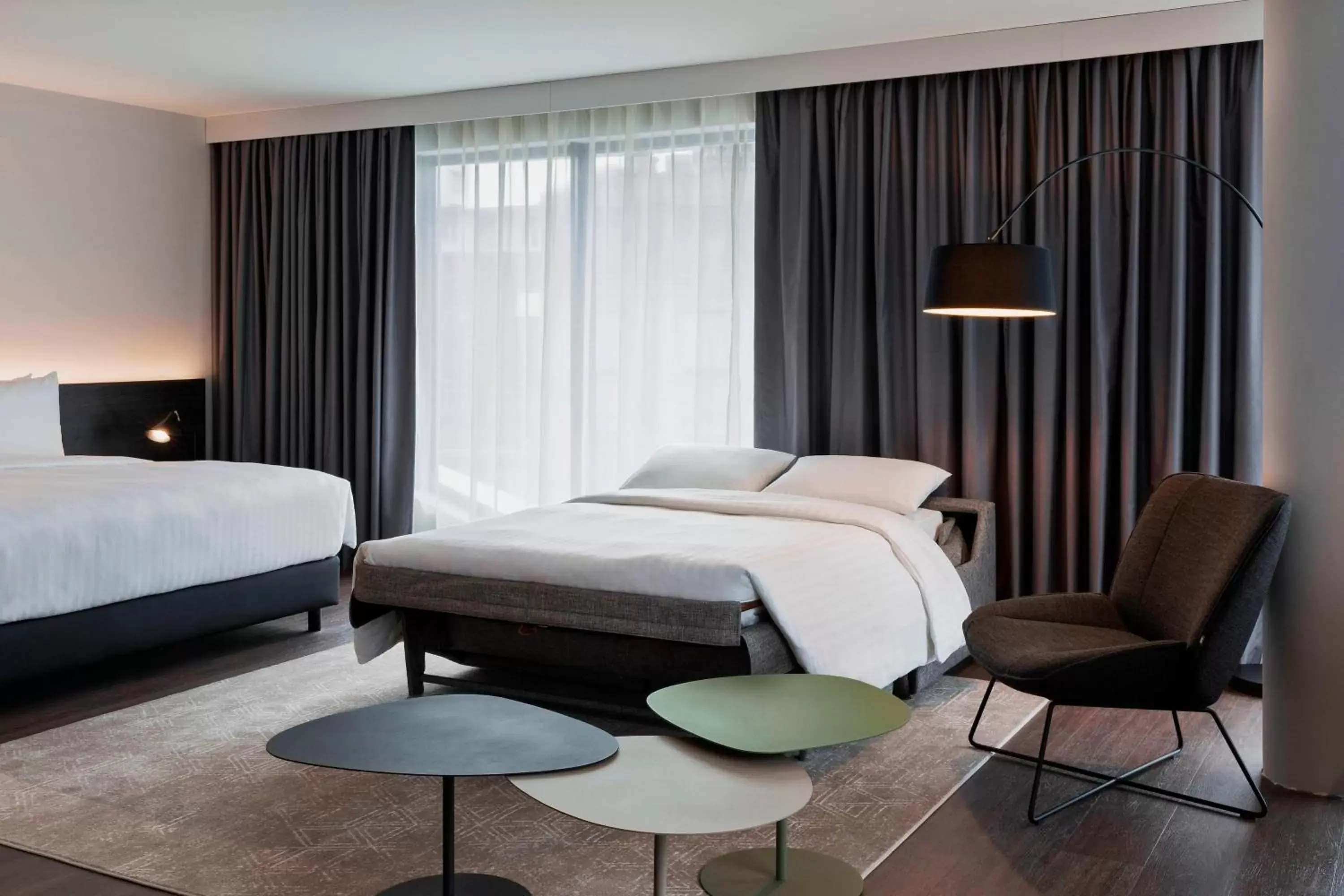 Photo of the whole room, Bed in Residence Inn by Marriott Frankfurt City Center