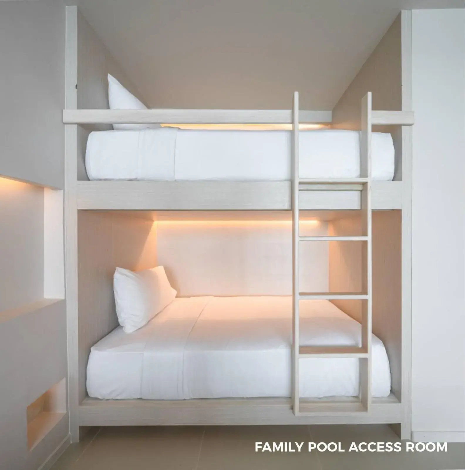 Bed, Bunk Bed in Prima Hotel Pattaya