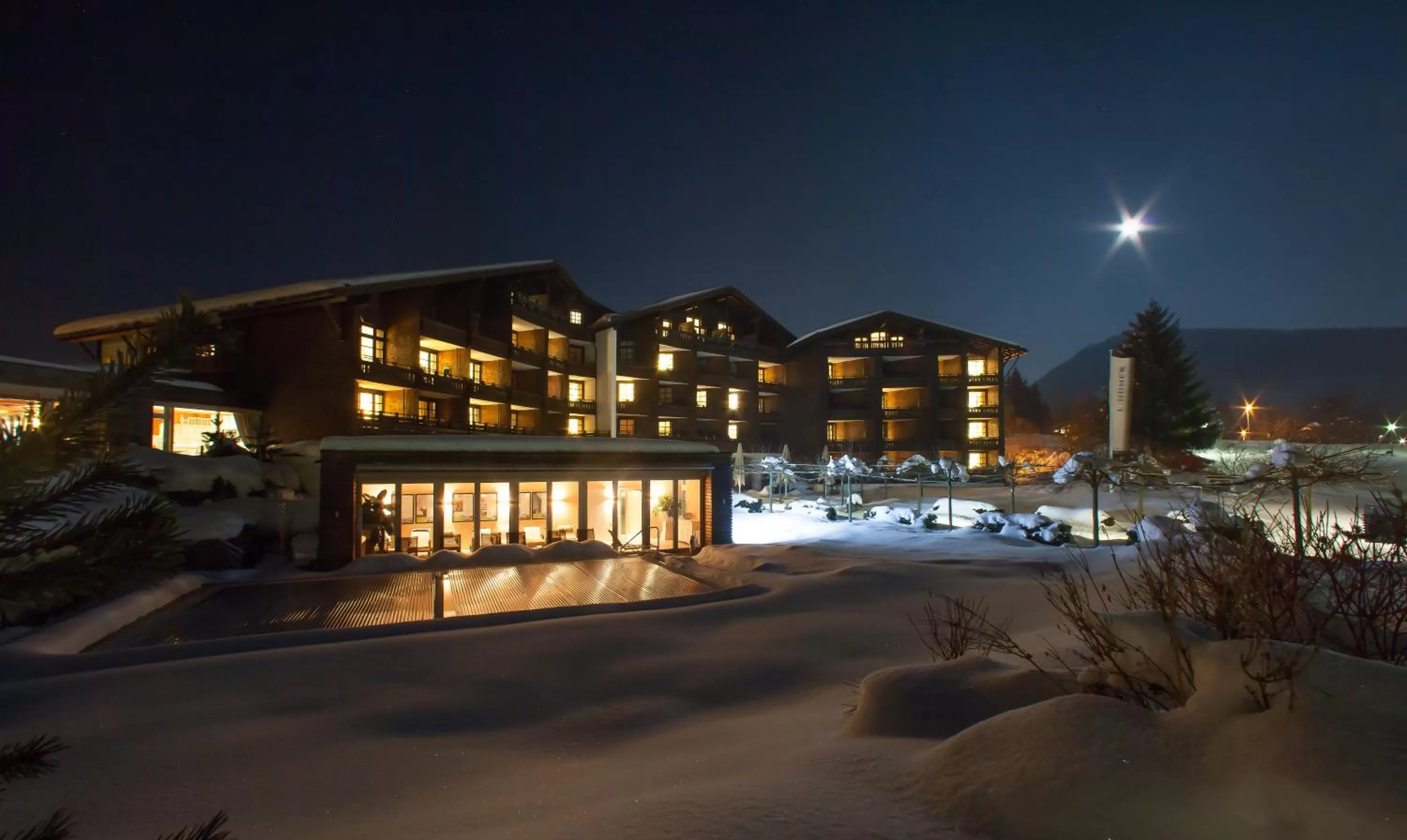 Facade/entrance in Parkhotel Oberstaufen