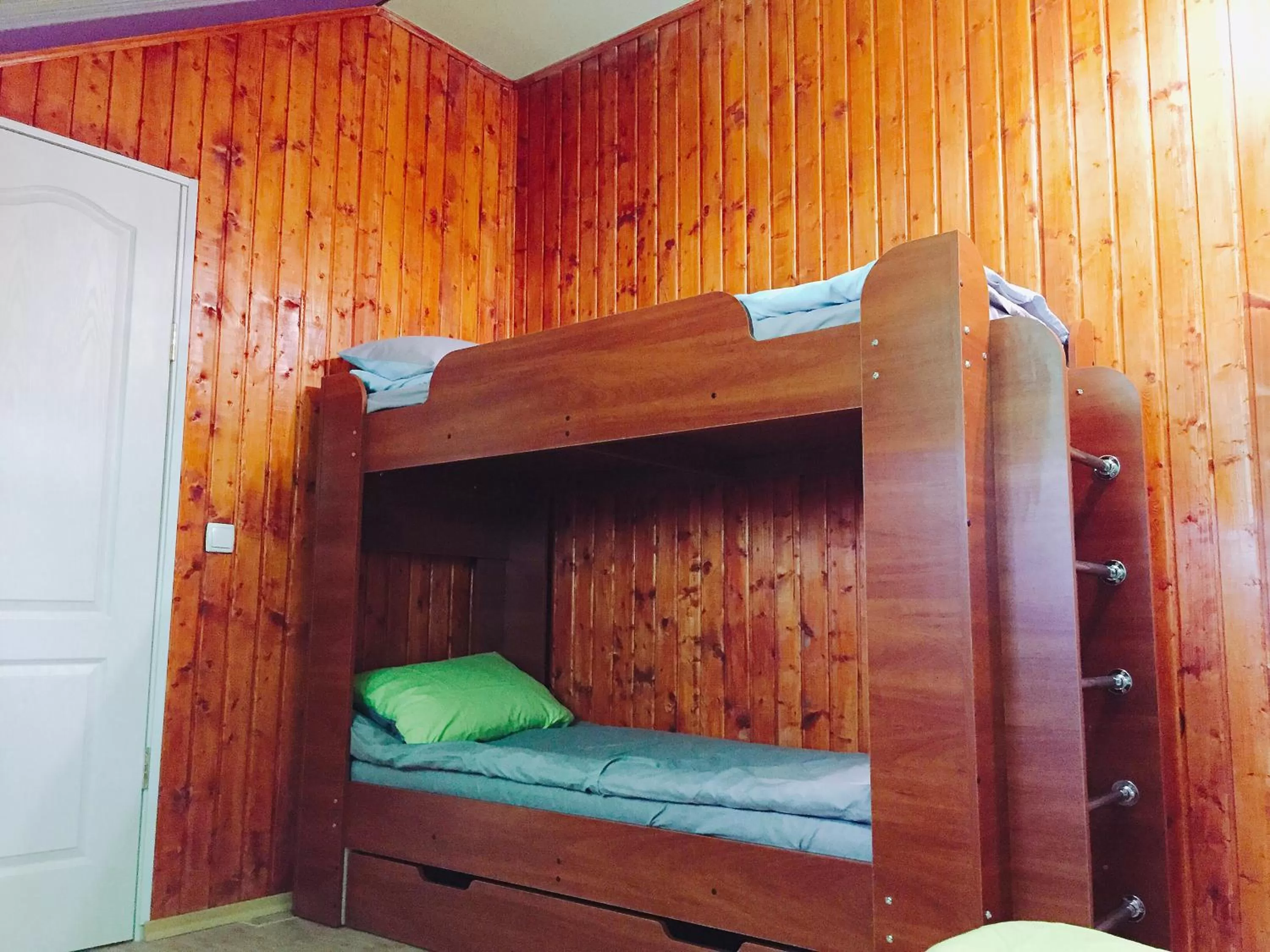 bunk bed, Bed in Hostel Vokzal
