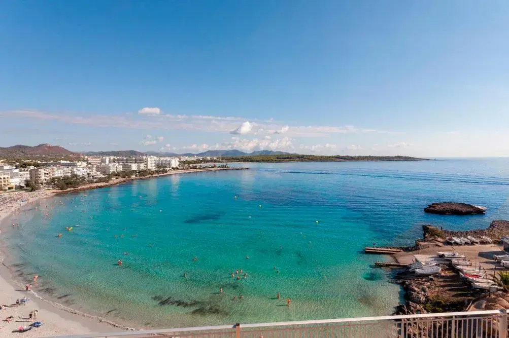 Beach, Bird's-eye View in Mix Peymar