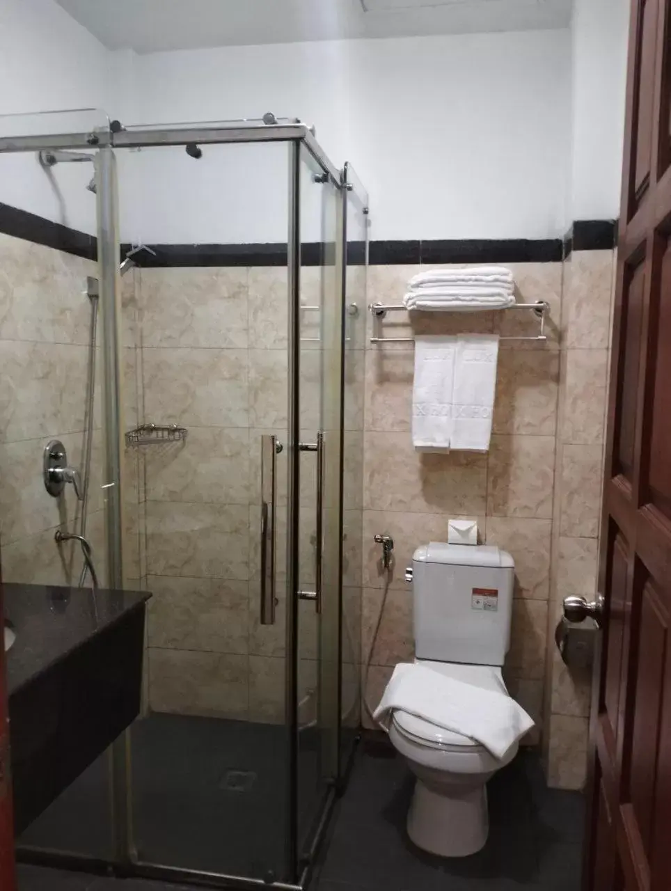 Bathroom in Lux Riverside Hotel & Apartment