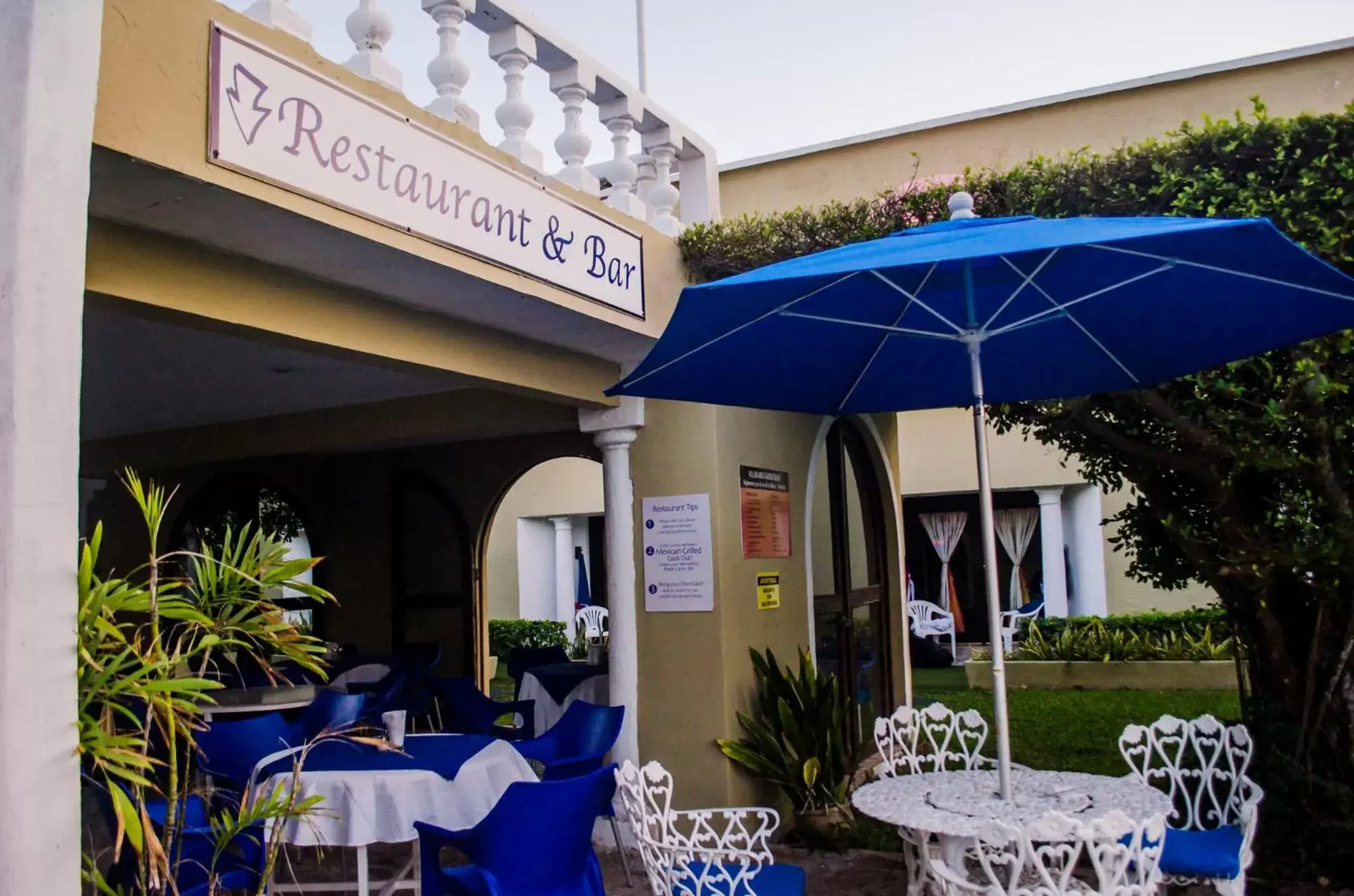 Restaurant/Places to Eat in Villablanca Garden Beach Hotel