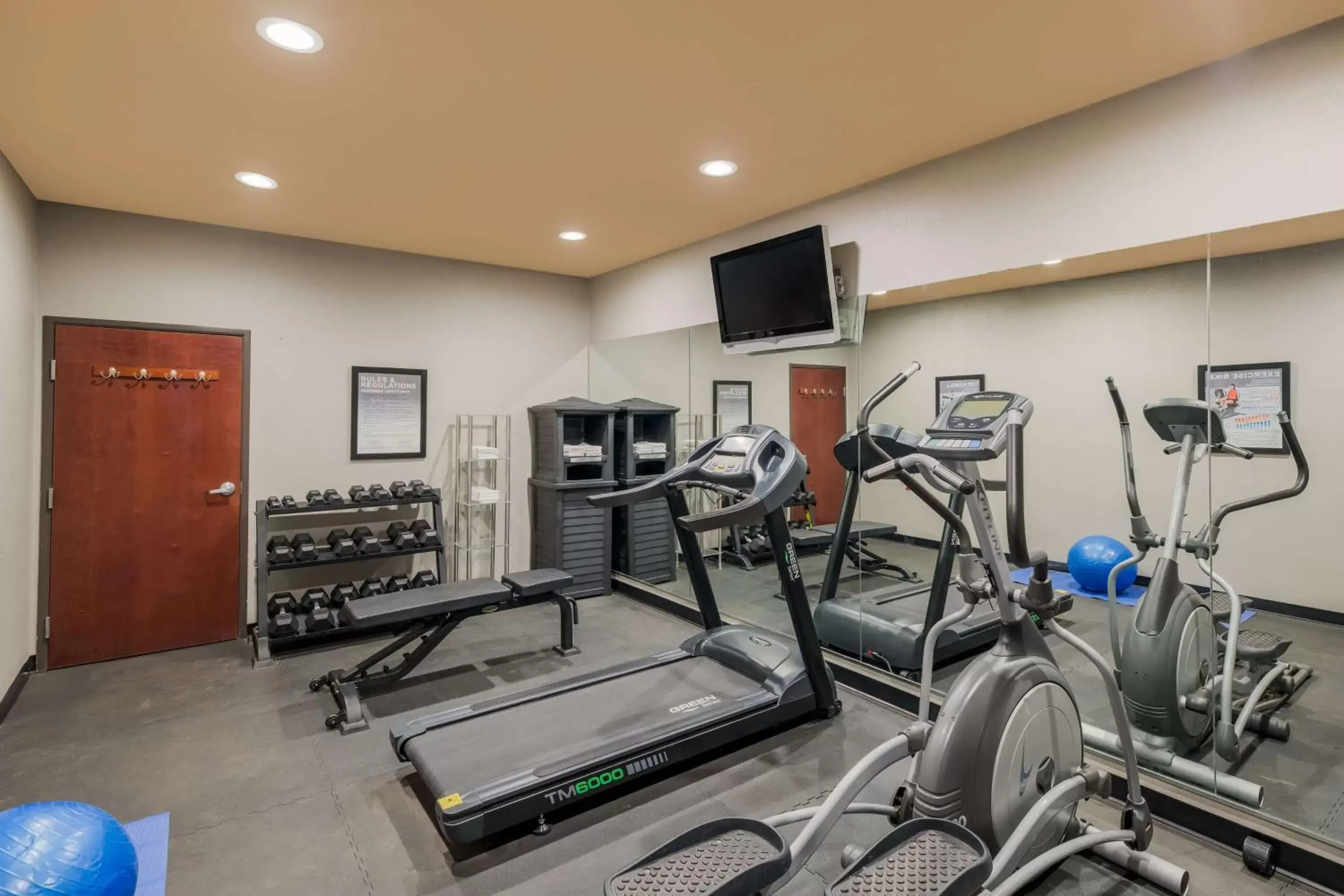 Fitness centre/facilities, Fitness Center/Facilities in Best Western South Plains Inn & Suites