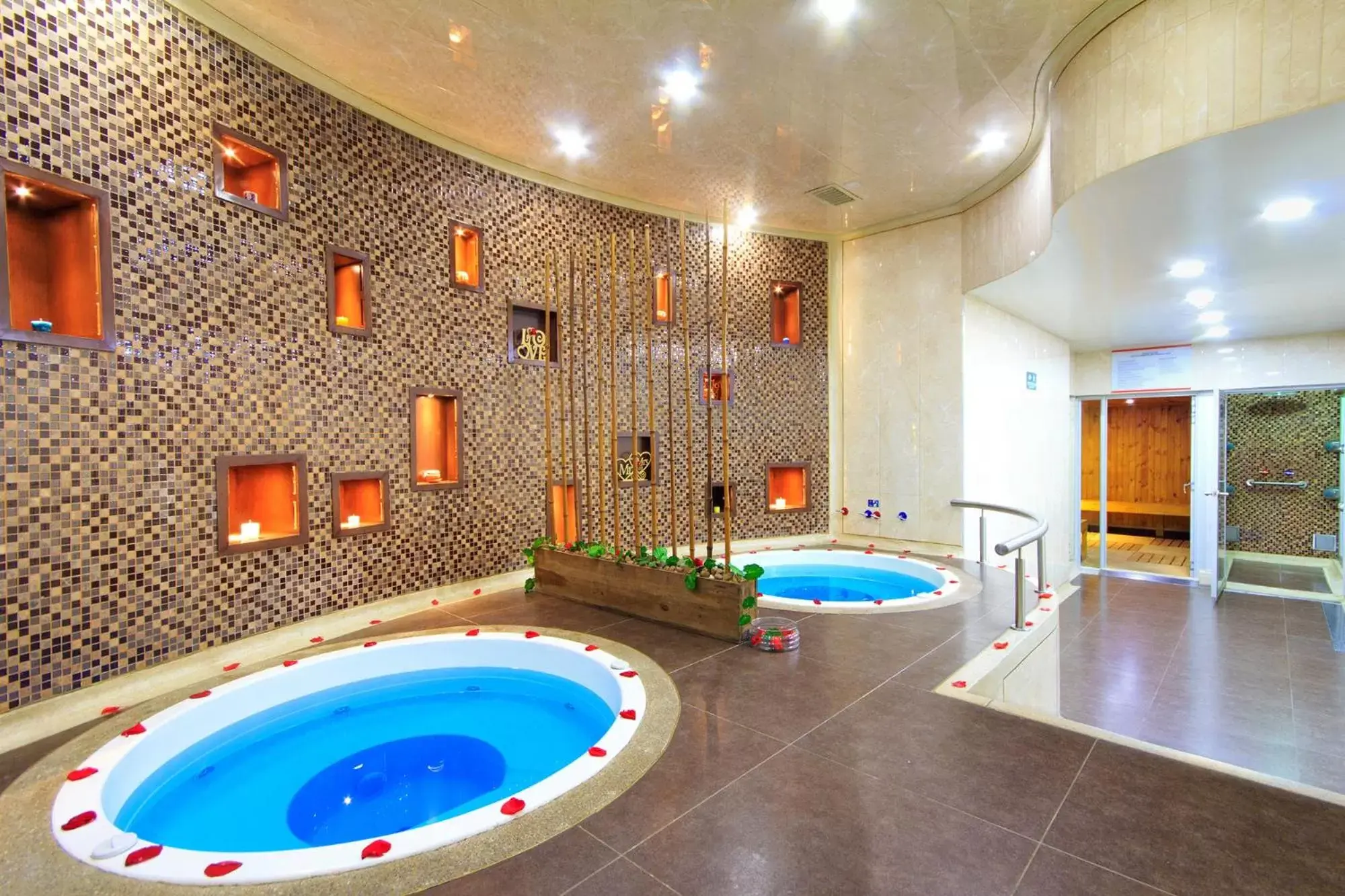 Swimming Pool in Tequendama Suites and Hotel