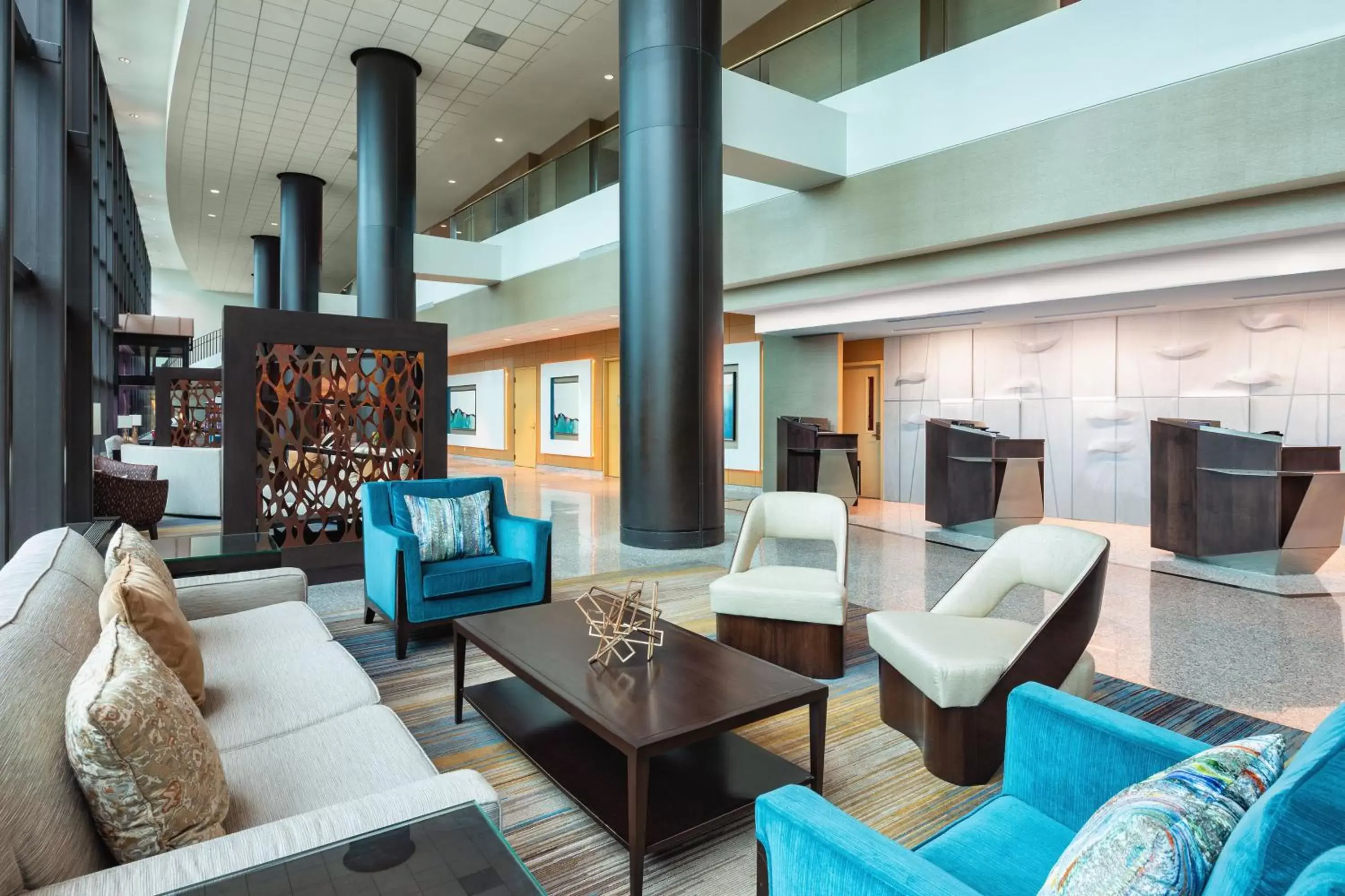 Lobby or reception, Lounge/Bar in The Westin Southfield Detroit