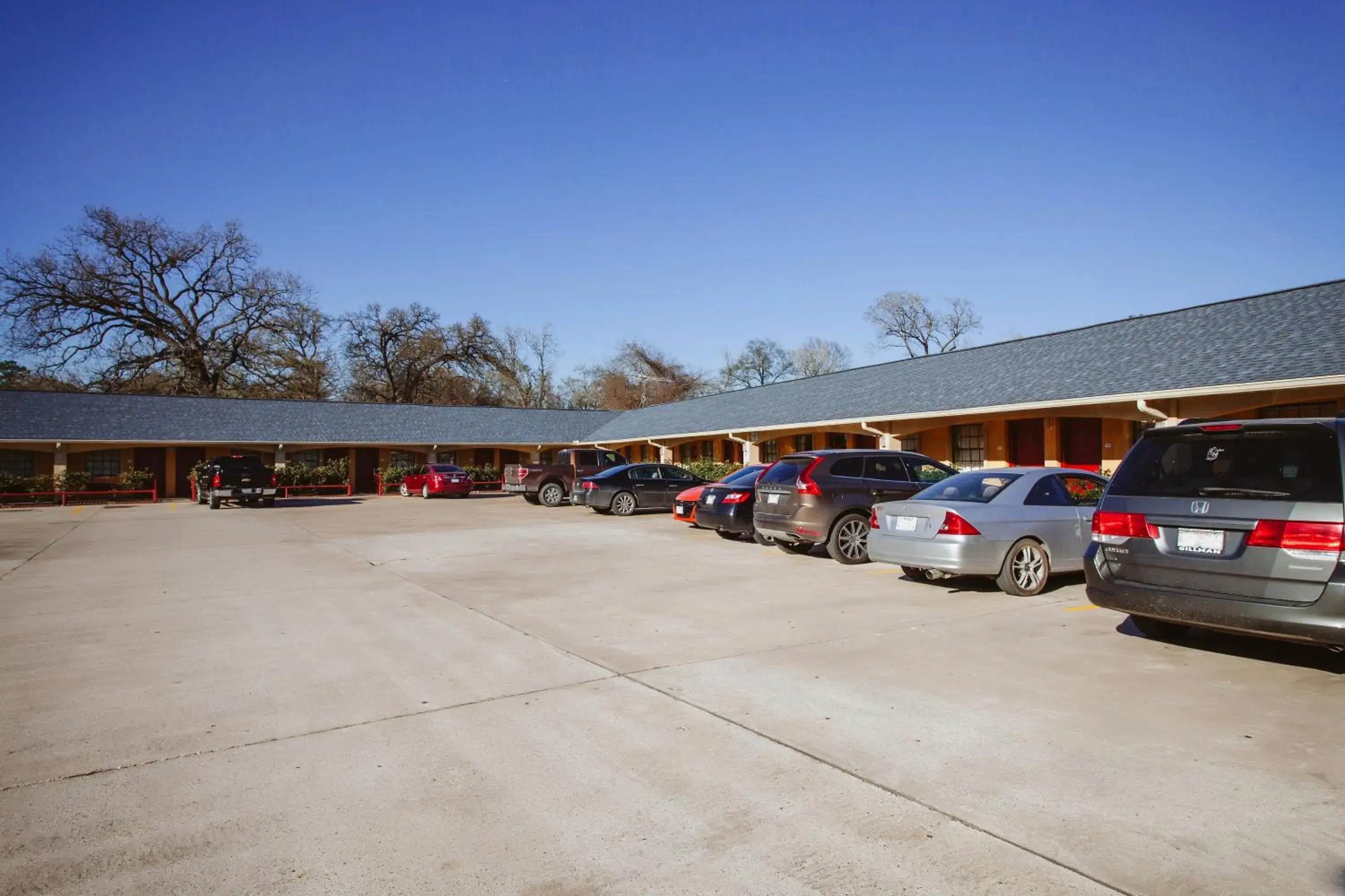 Property Building in REGENCY INN - CHANNELVIEW