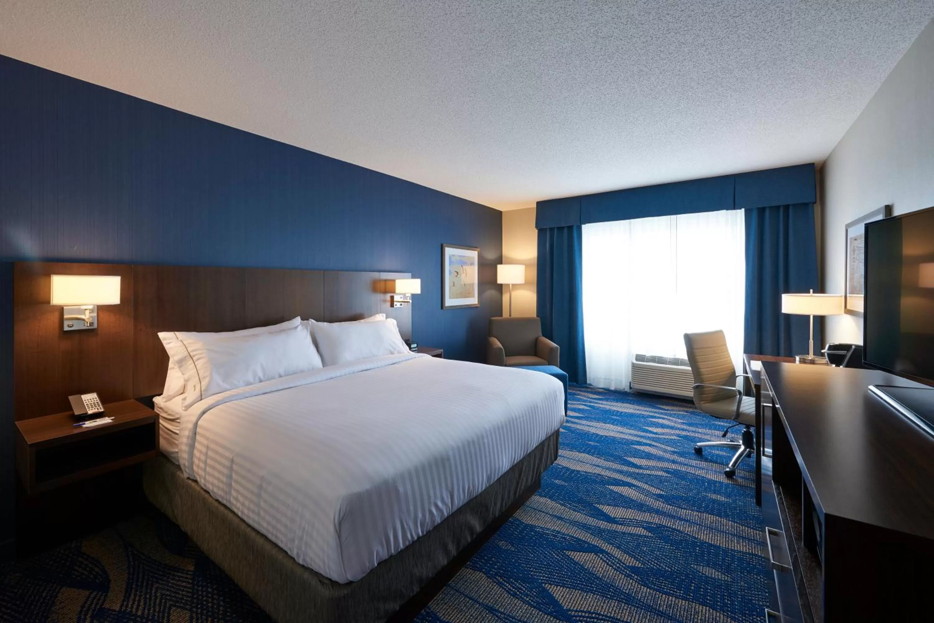 Bedroom, Bed in Holiday Inn Express & Suites St. John's Airport by IHG