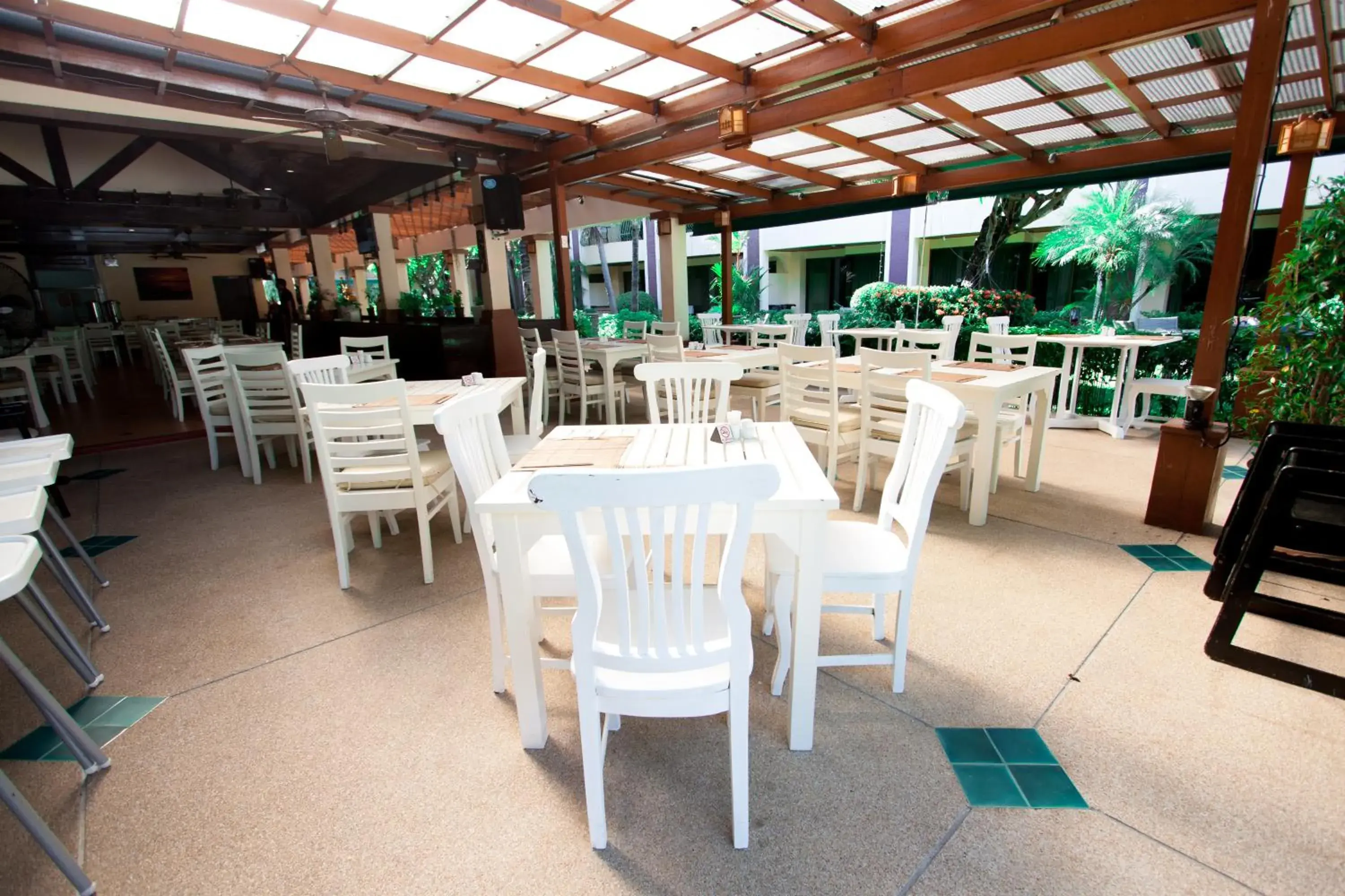 Restaurant/places to eat in Karon Sea Sands Resort-SHA PLUS Restaurant/places to eat in Karon Sea Sands Resort-SHA PLUS